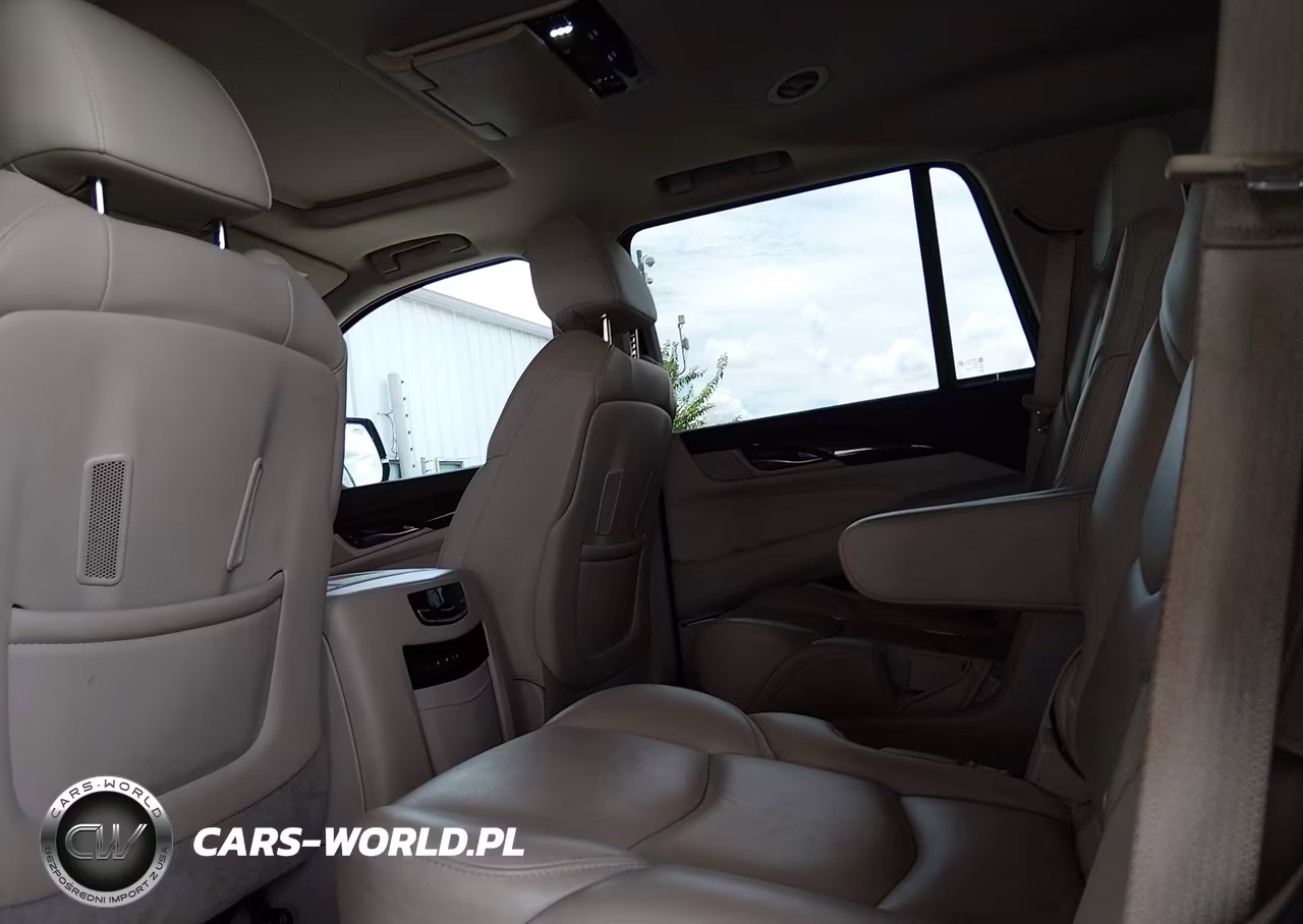 2017 Cadillac Escalade Luxury VIN:1GYS3BKJ9HR349466 - 8