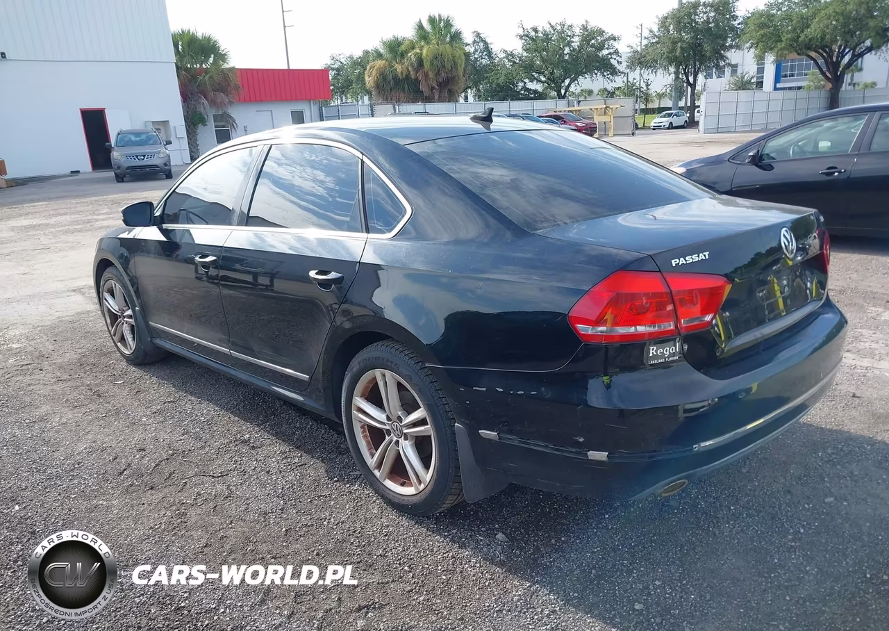 2014 Volkswagen Passat 1.8T Sel Premium VIN:1VWCS7A36EC015081 - 3