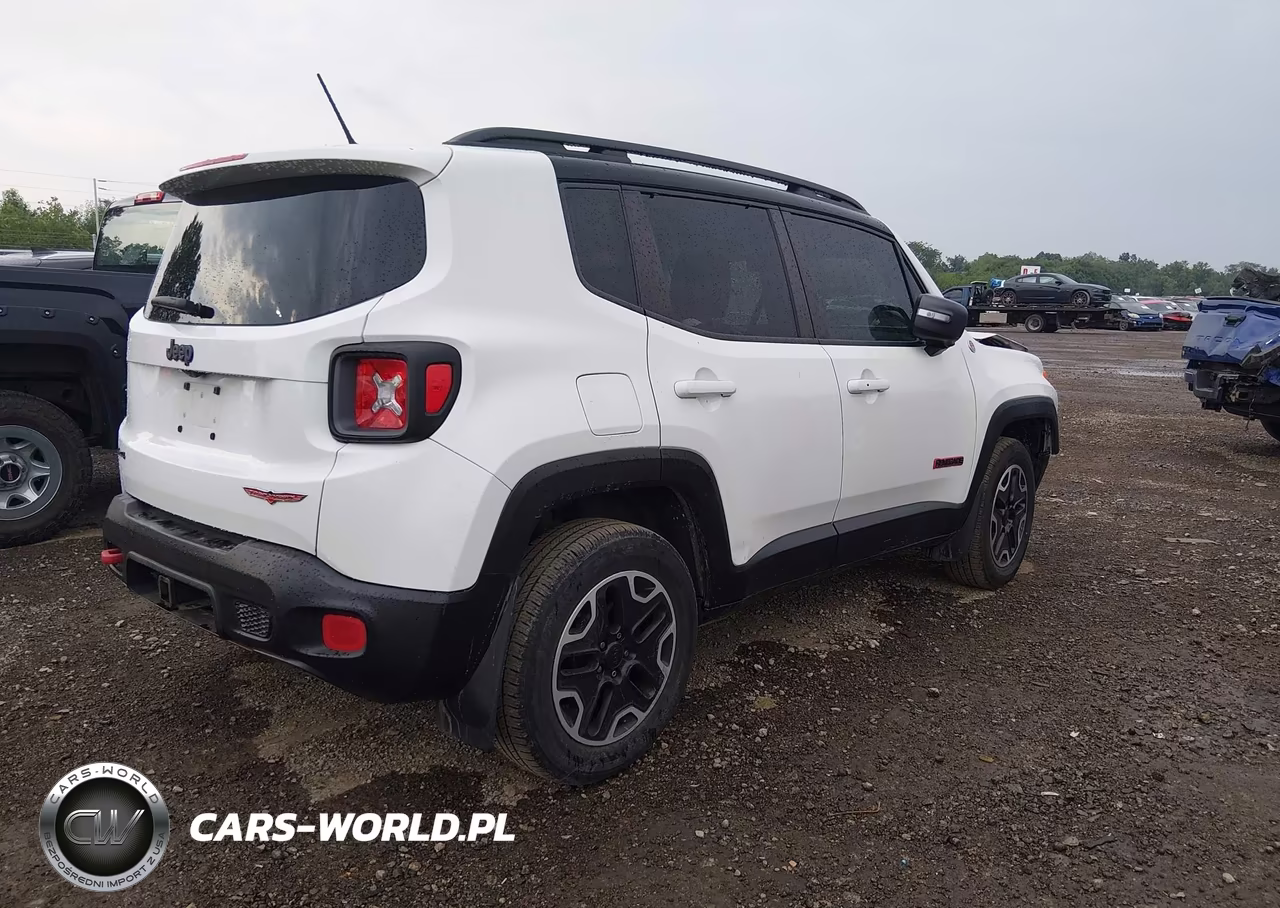 2016 Jeep Renegade Trailhawk VIN:ZACCJBCT6GPC92012 - 4