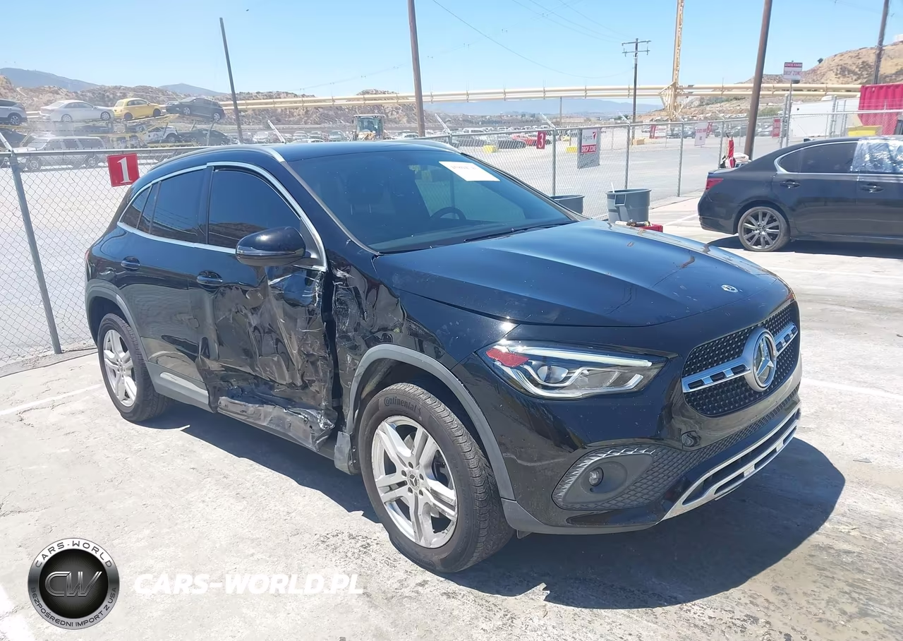 2023 Mercedes-Benz Gla 250 4Matic – zdjęcie 1 z 17