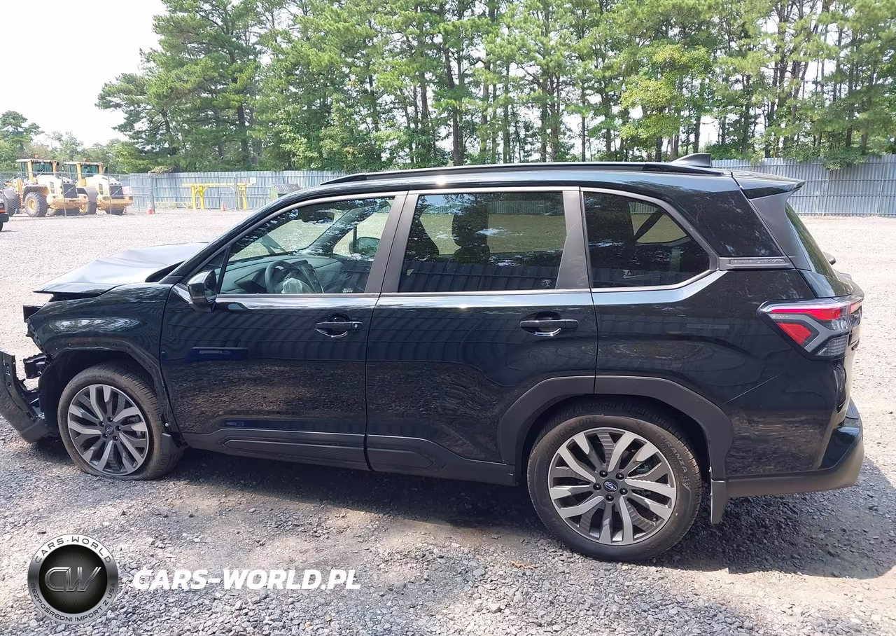 2025 Subaru Forester Touring VIN:JF2SLDTC4SH523783 - 14