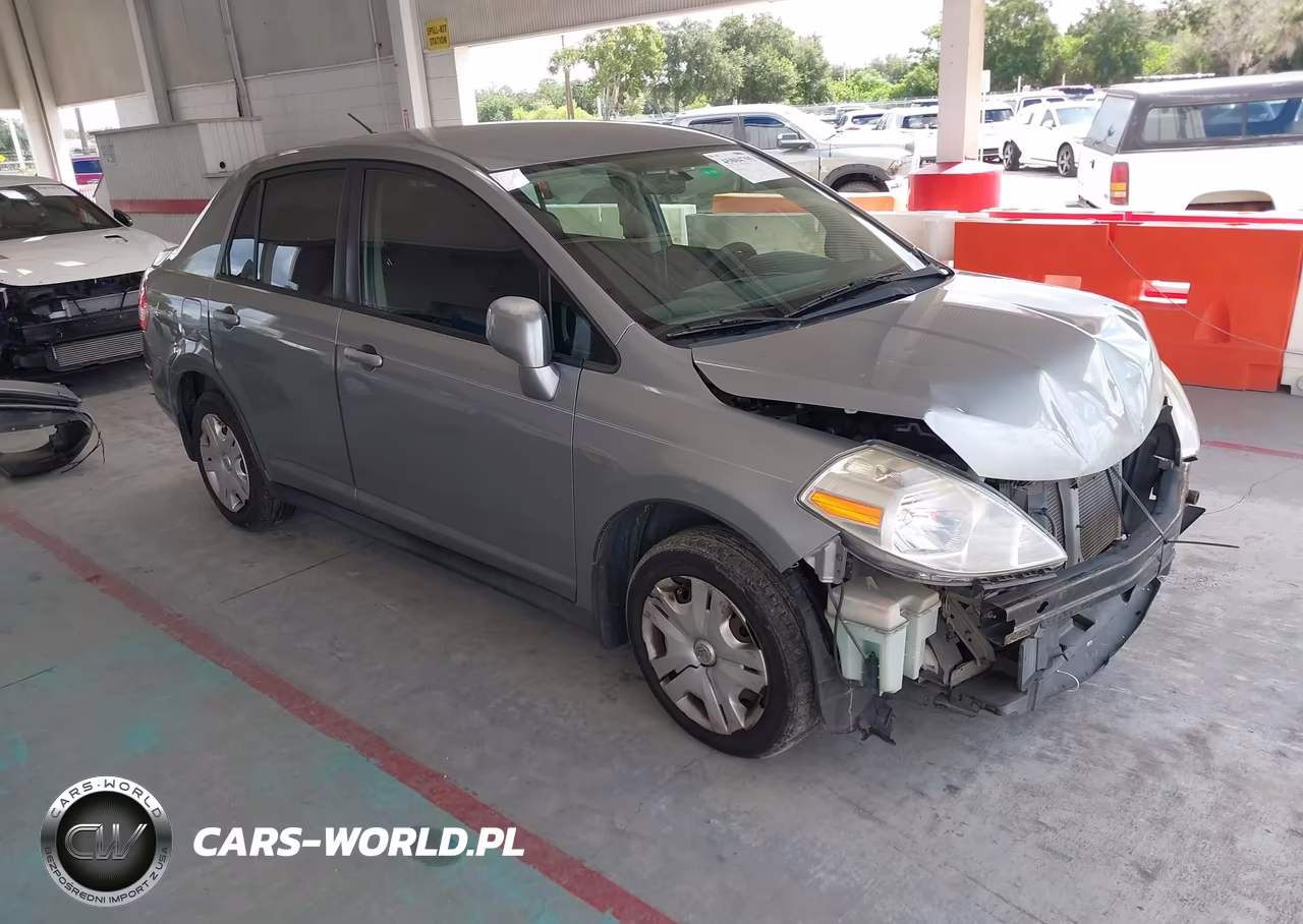 2010 Nissan Versa 1.8S