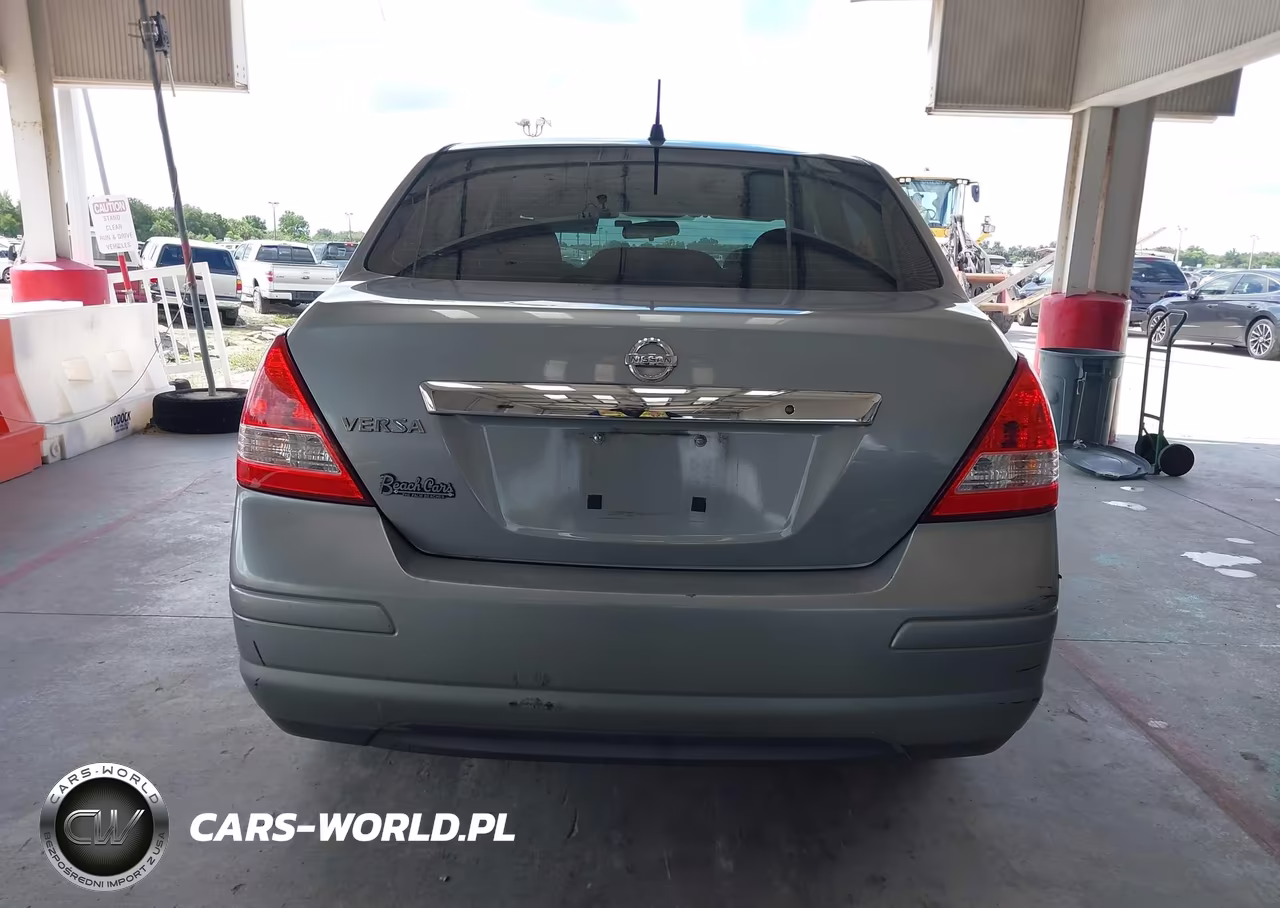 2010 Nissan Versa 1.8S VIN:3N1BC1AP3AL377530 - 17
