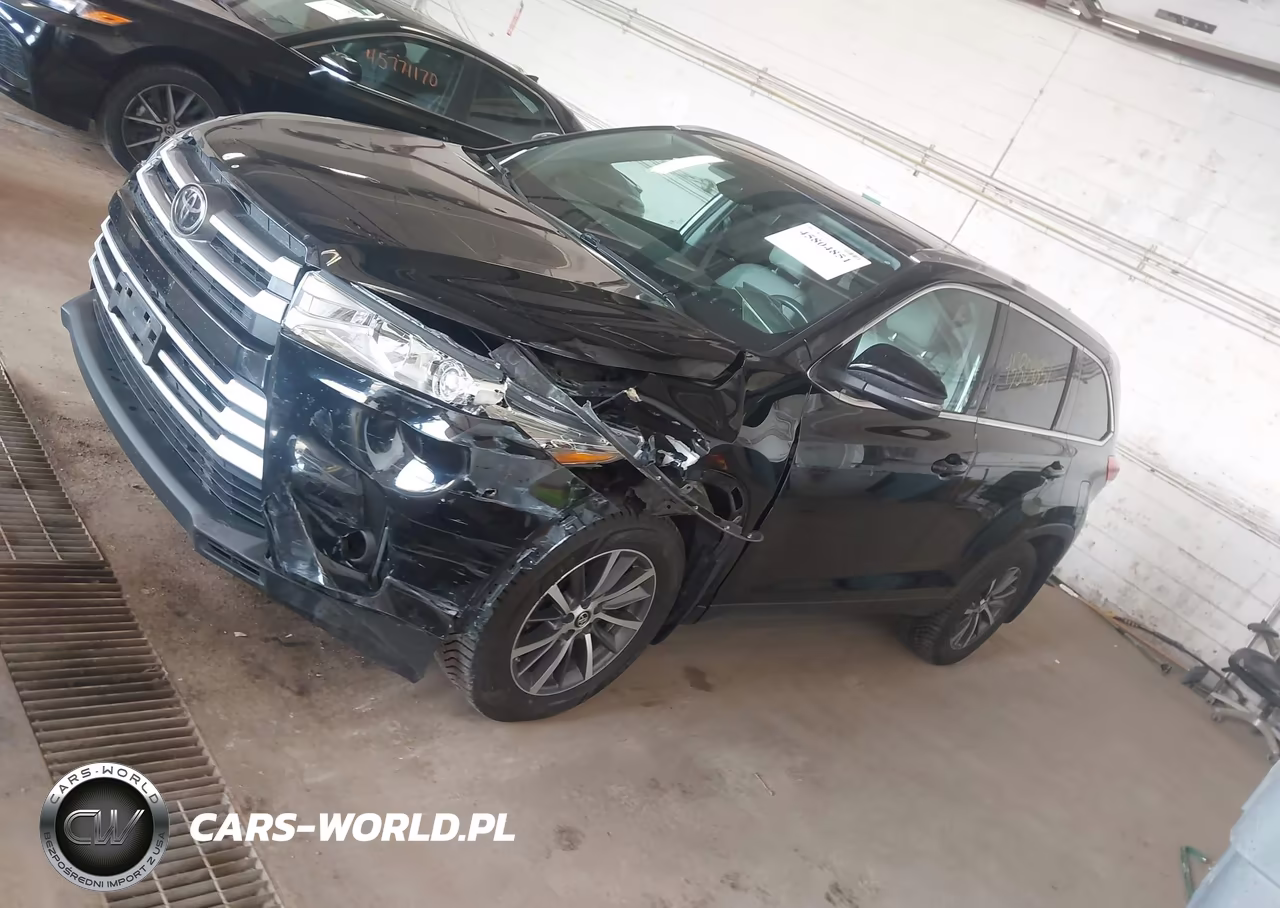 2019 Toyota Highlander Xle VIN:5TDJZRFH8KS951350 - 14
