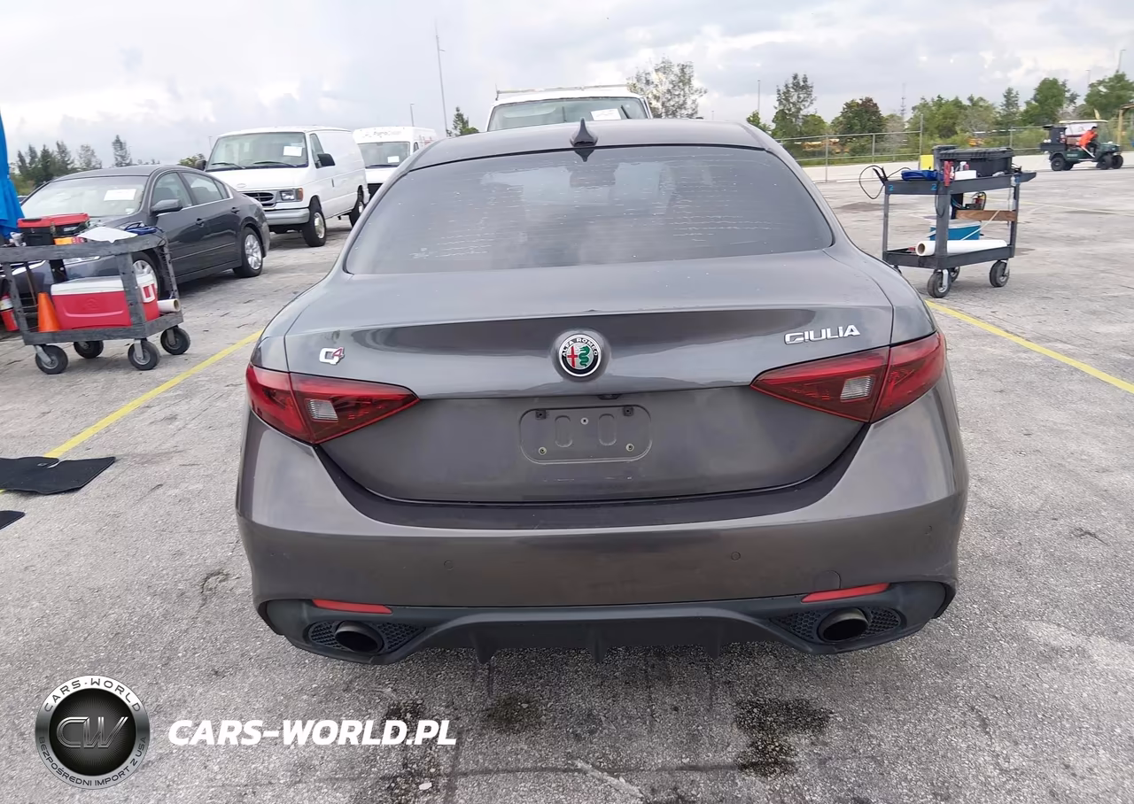 2018 Alfa Romeo Giulia Ti Sport Awd VIN:ZARFAEEN0J7584150 - 16