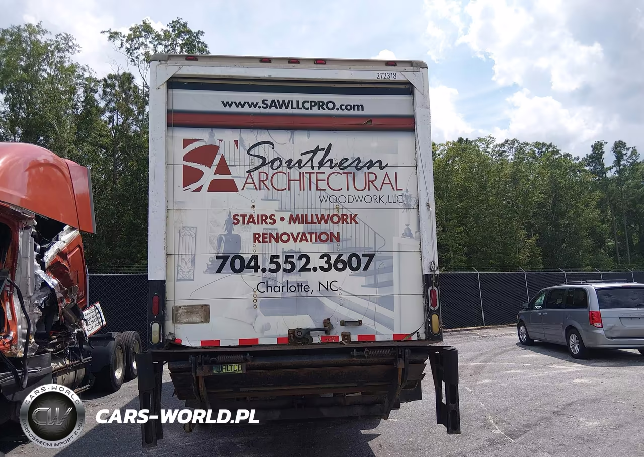 2001 International 4000 4700 VIN:1HTSCAAM51H379347 - 16