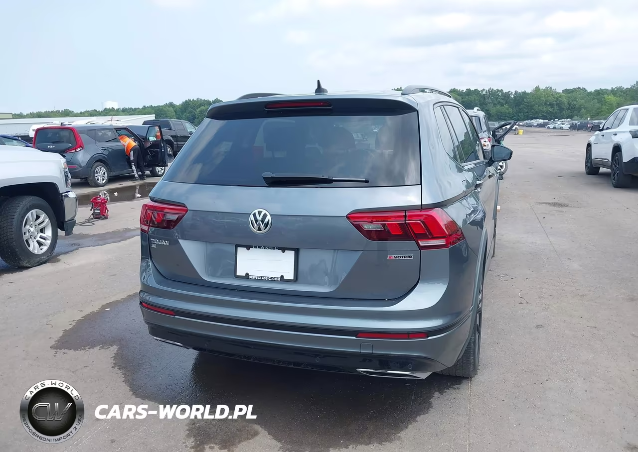 2021 Volkswagen Tiguan 2.0T Se-2.0T Se R-Line Black-2.0T Sel VIN:3VV2B7AX5MM159995 - 16