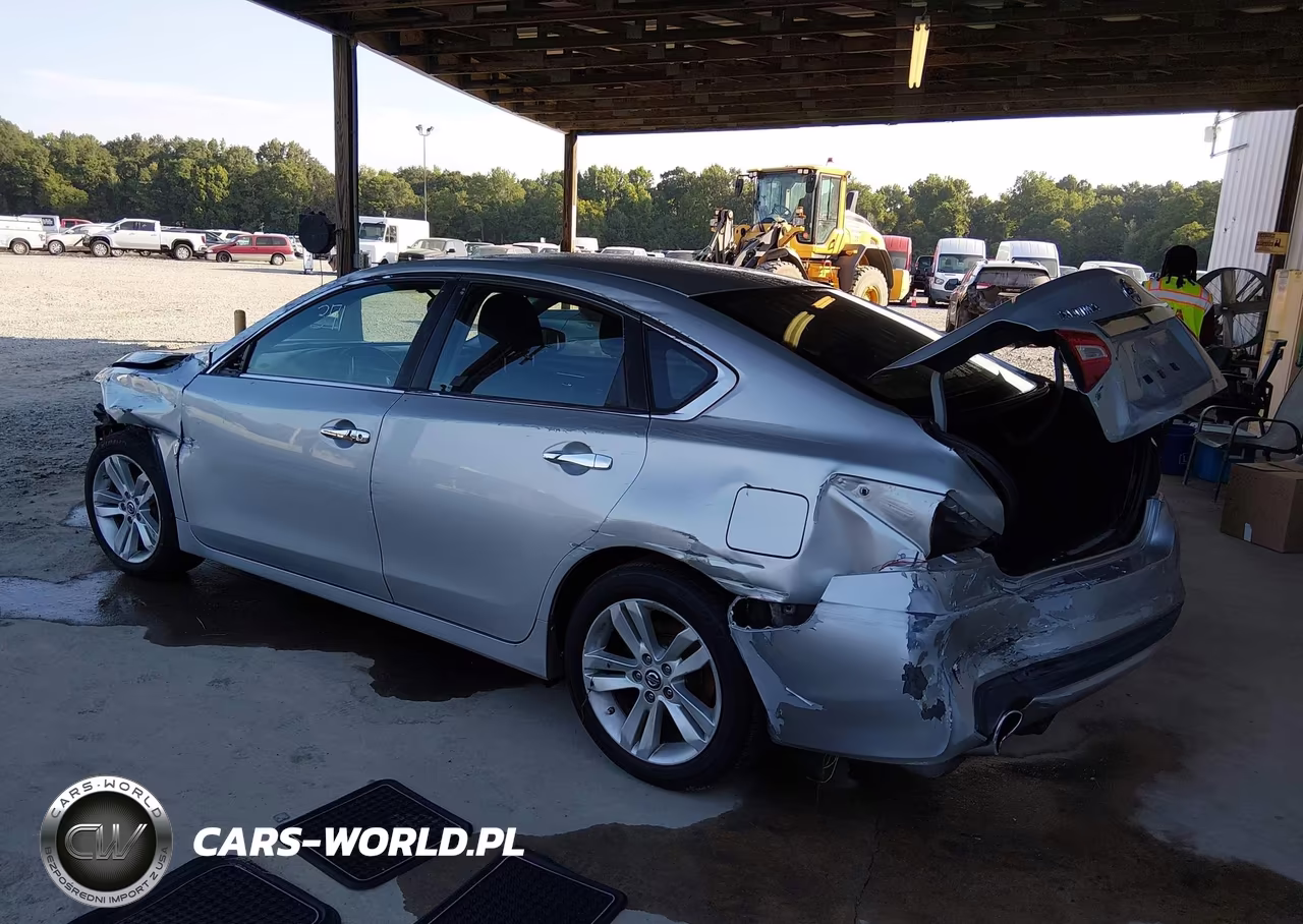 2017 Nissan Altima 2.5 S VIN:1N4AL3AP4HN340023 - 3