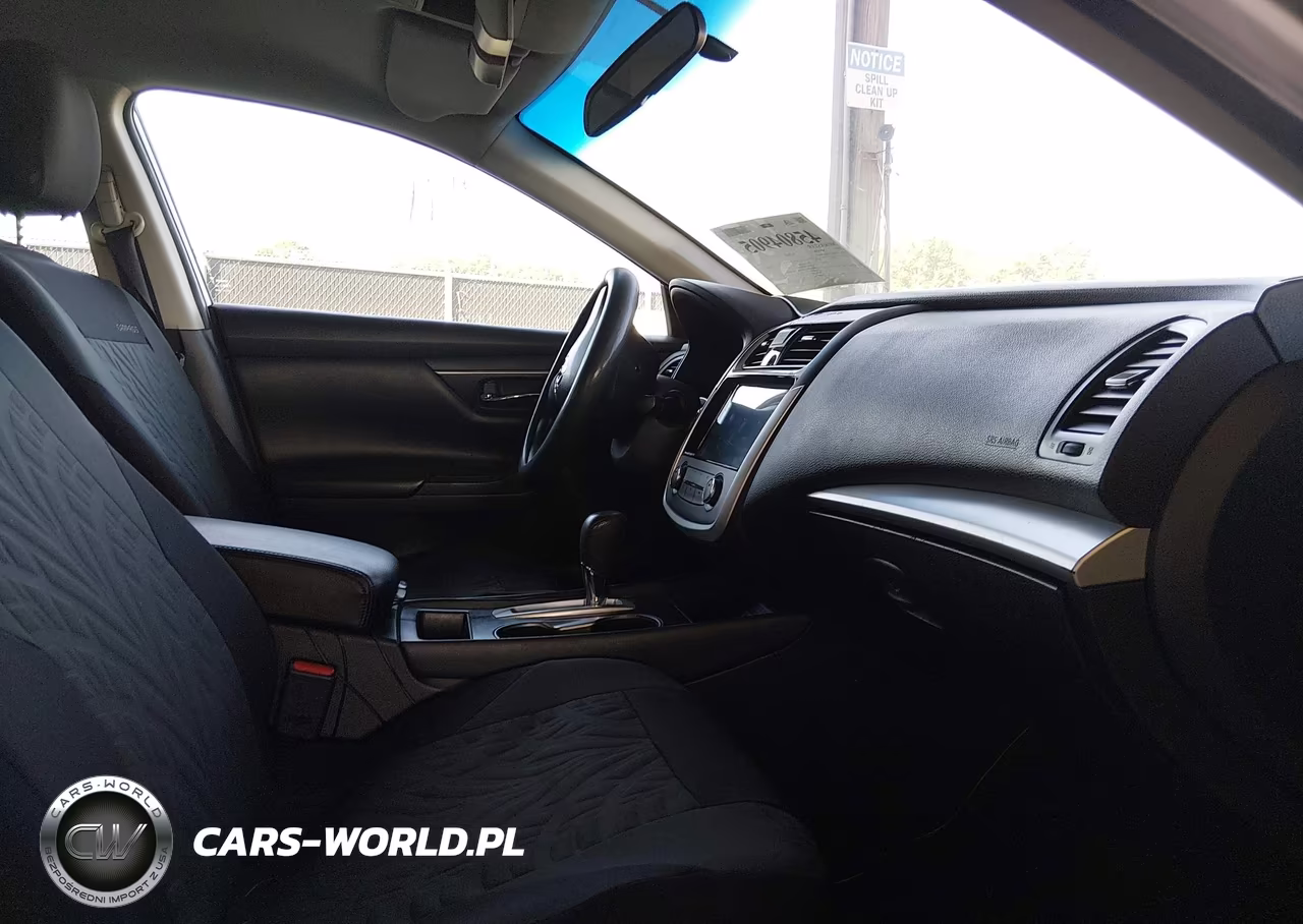 2017 Nissan Altima 2.5 S VIN:1N4AL3AP4HN340023 - 5