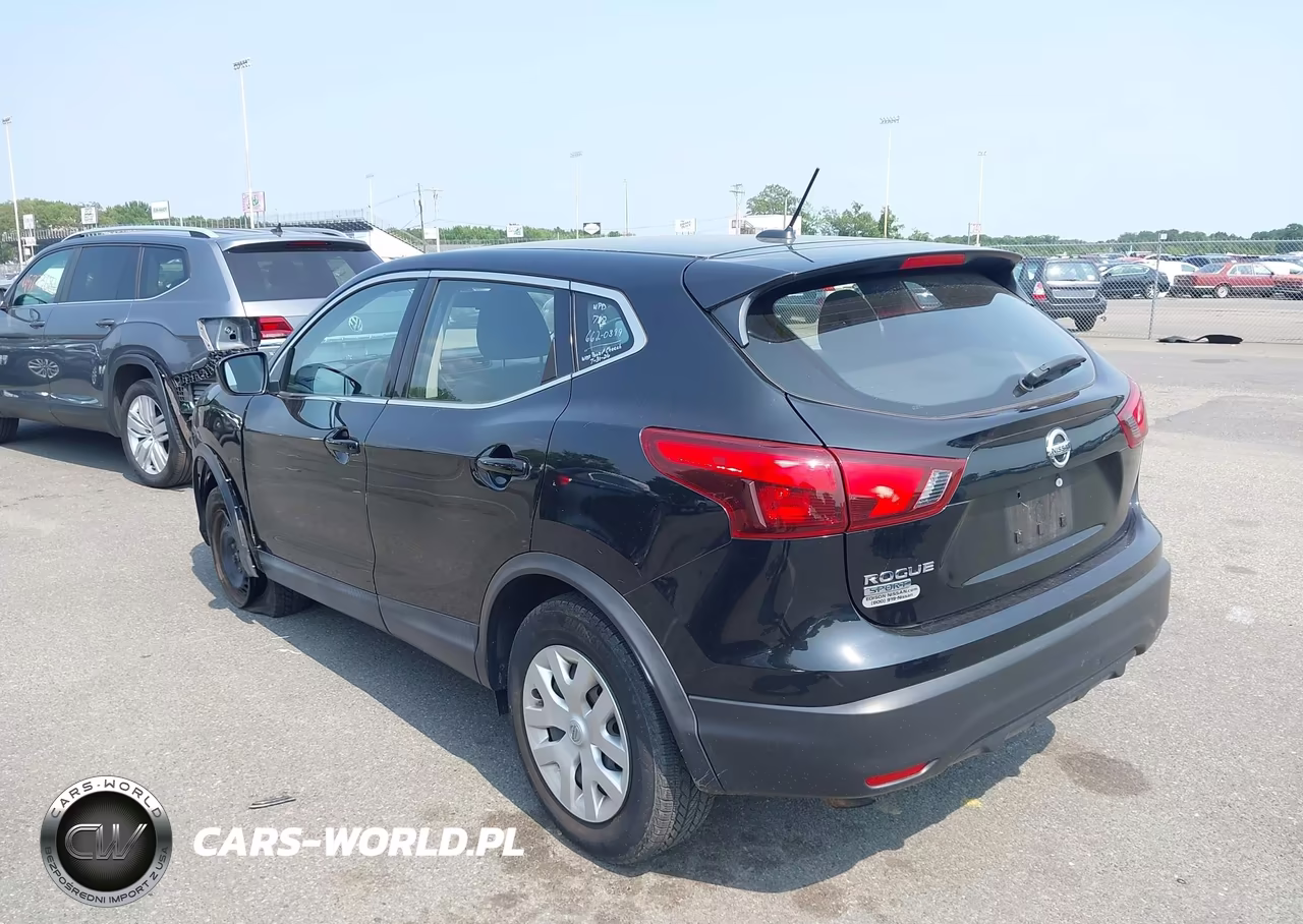 2018 Nissan Rogue Sport S VIN:JN1BJ1CP5JW180212 - 3