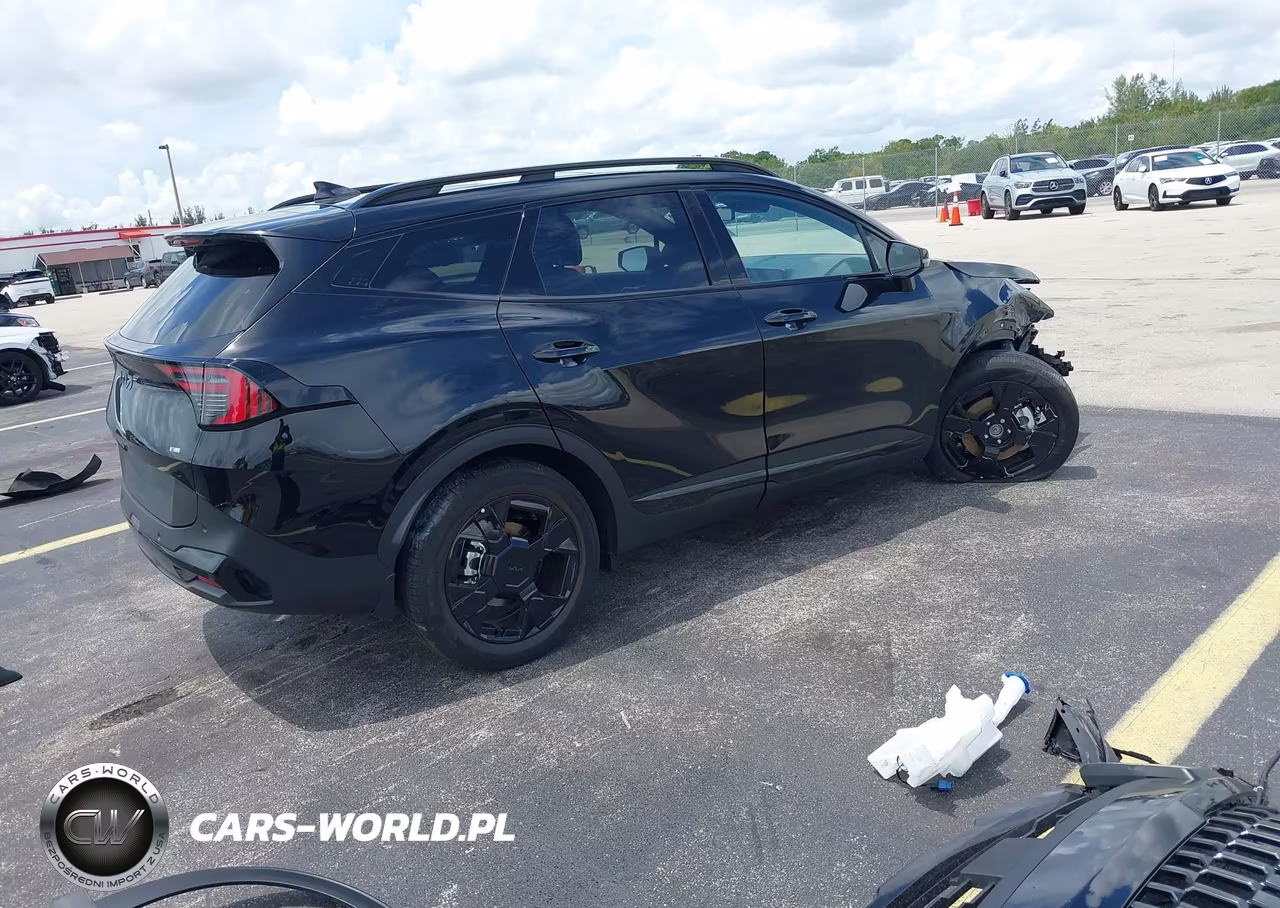 2026 Kia Sportage X-Line VIN:5XYK6CDF0TG445389 - 4