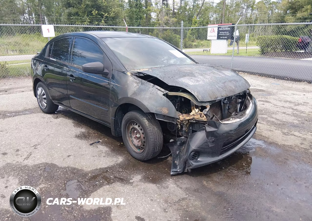 2011 Nissan Sentra 2.0 – zdjęcie 1 z 11