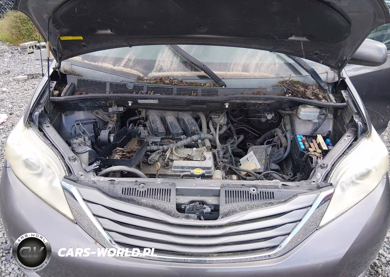 2011 Toyota Sienna Xle V6 VIN:5TDYK3DC2BS171707 - 10