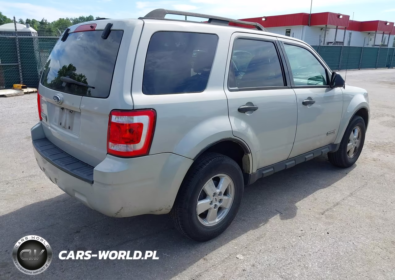 2008 Ford Escape Xlt VIN:1FMCU03Z48KC72736 - 4