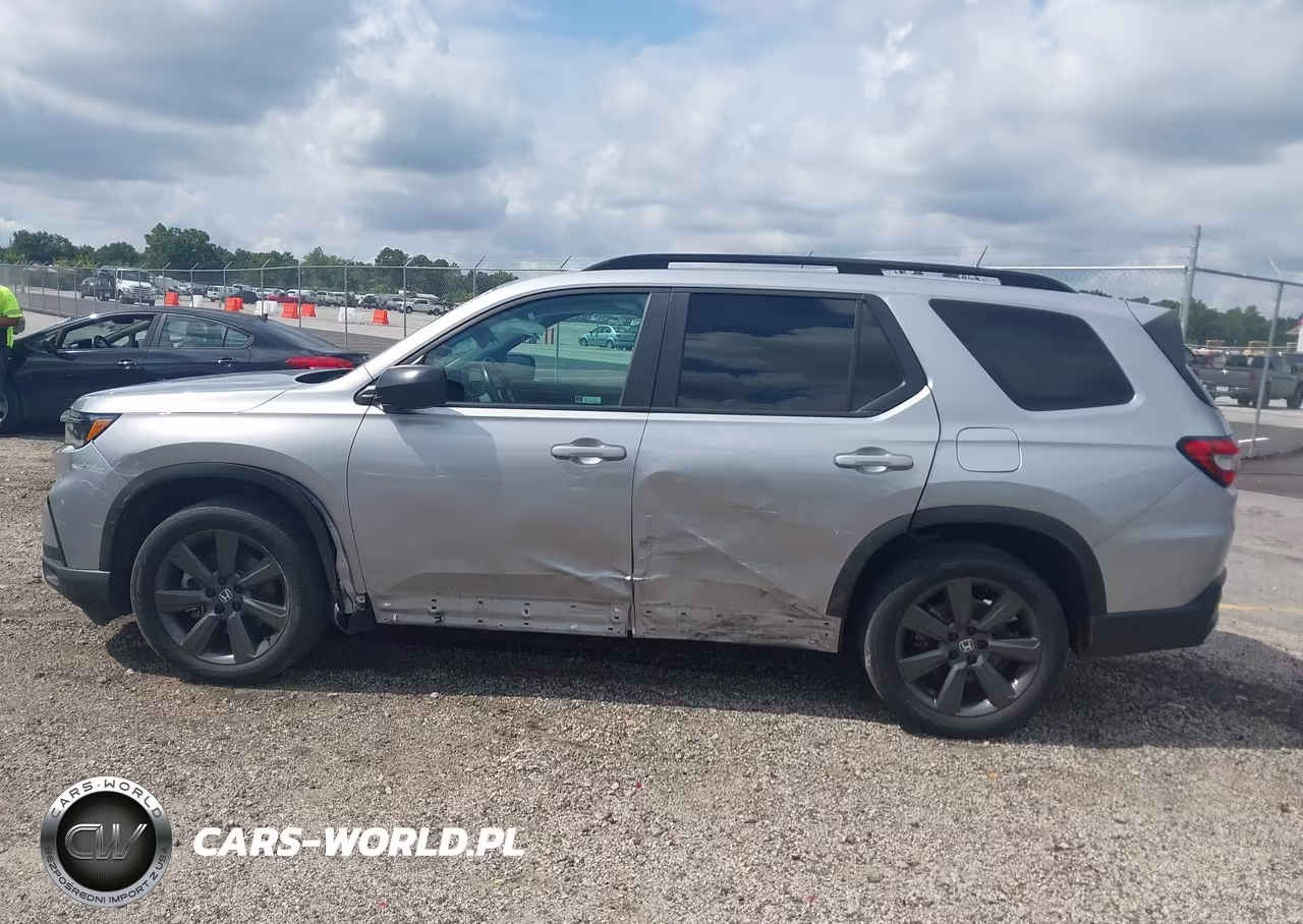 2023 Honda Pilot 2Wd Sport VIN:5FNYG2H32PB015488 - 15