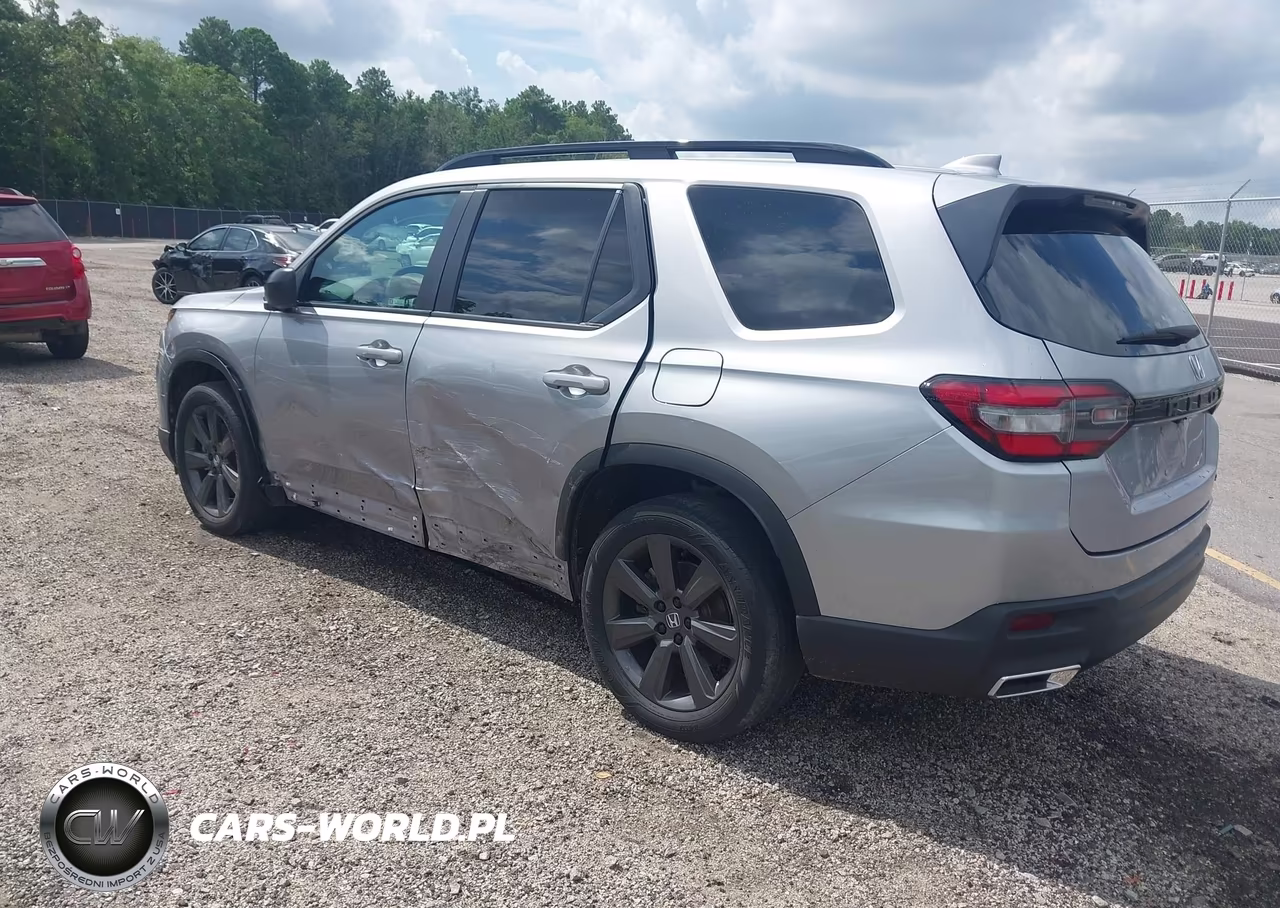 2023 Honda Pilot 2Wd Sport VIN:5FNYG2H32PB015488 - 3