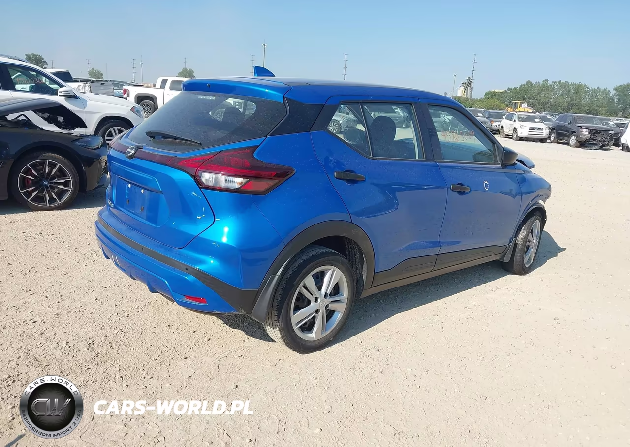2023 Nissan Kicks S VIN:3N1CP5BVXPL468123 - 4