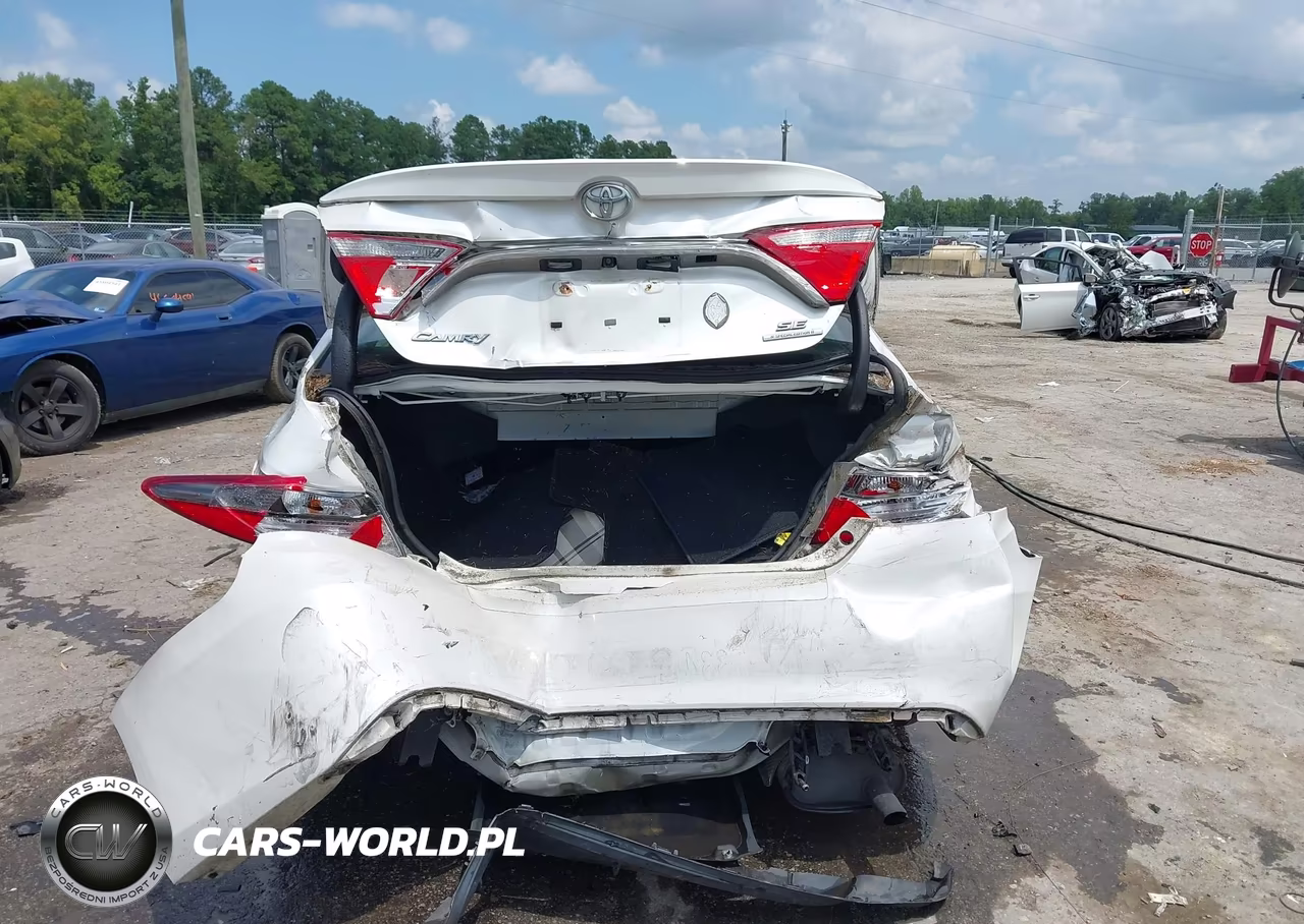 2016 Toyota Camry Se VIN:4T1BF1FK7GU195082 - 16