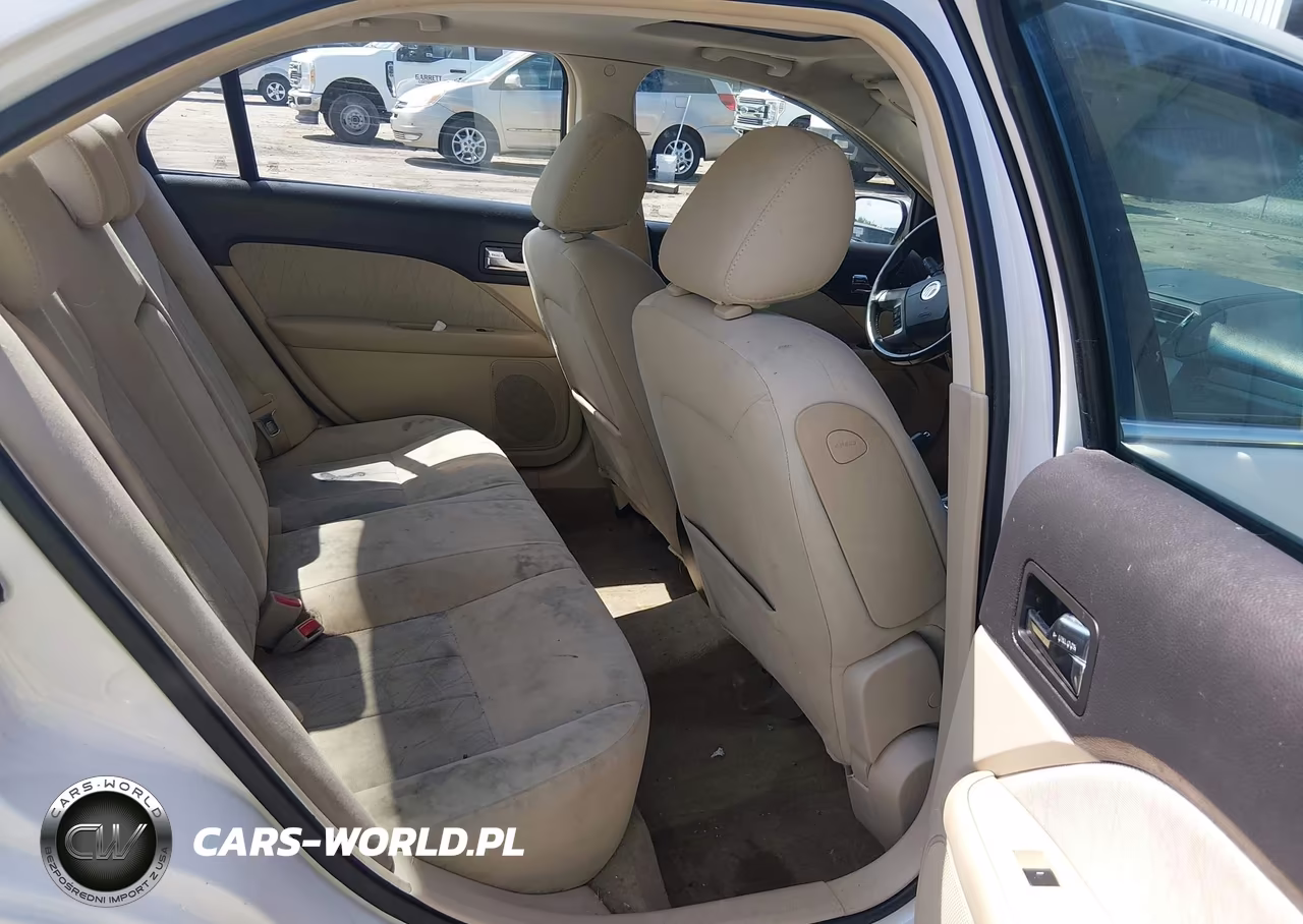 2010 Mercury Milan VIN:3MEHM0HA1AR665736 - 8