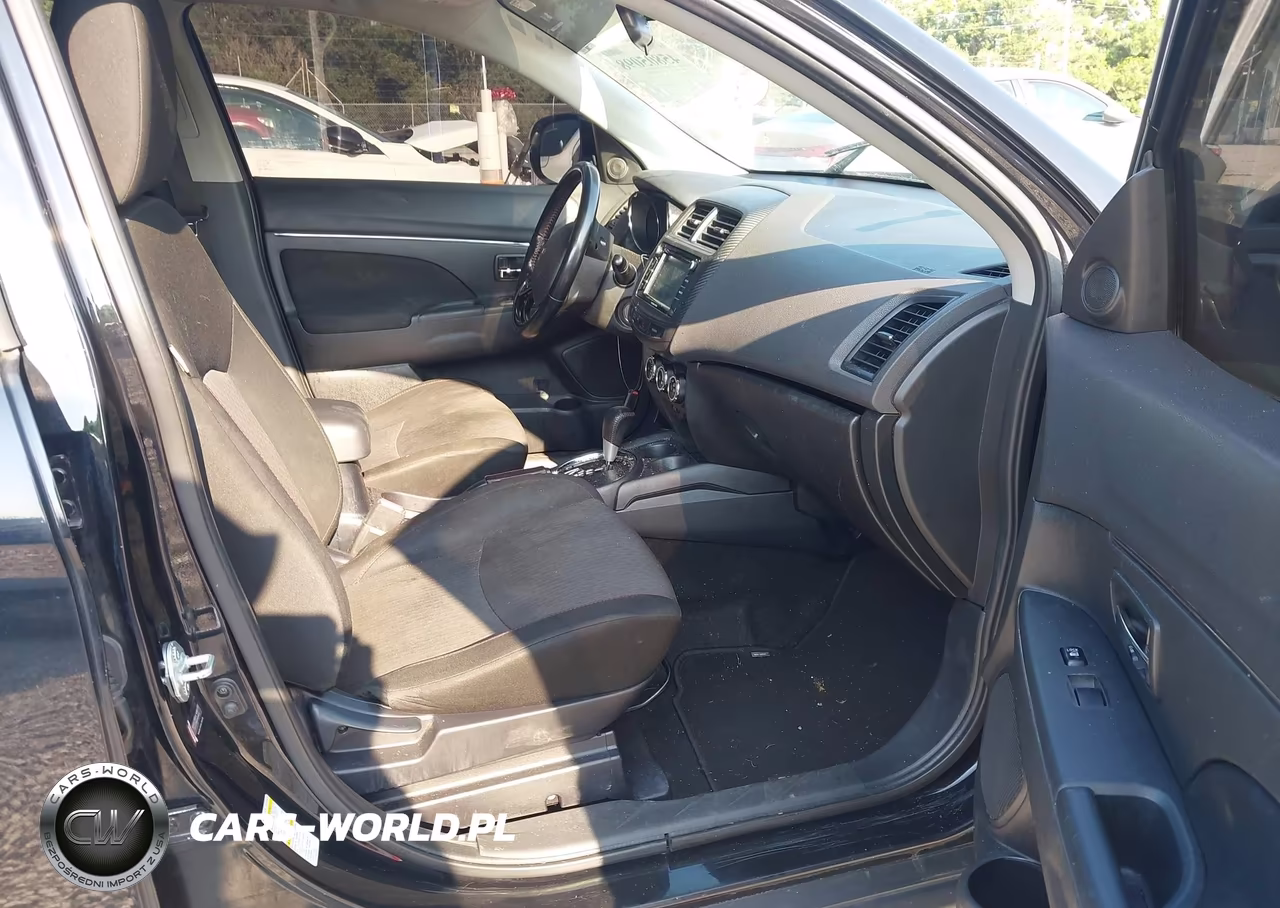 2017 Mitsubishi Outlander Sport 2.0 Le VIN:JA4AP3AU3HZ068751 - 5