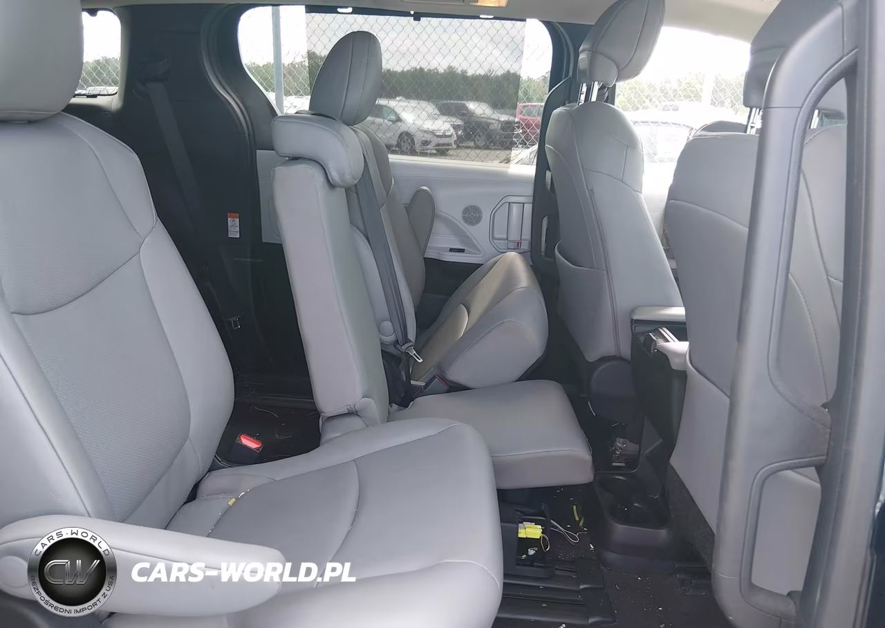 2026 Toyota Sienna Xle VIN:5TDYRKECXTS293673 - 8