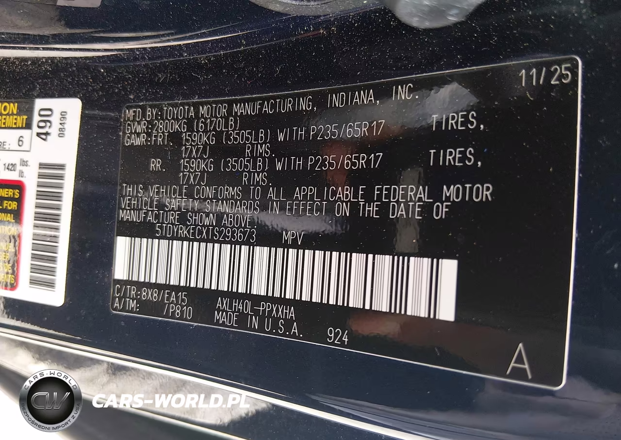 2026 Toyota Sienna Xle VIN:5TDYRKECXTS293673 - 9