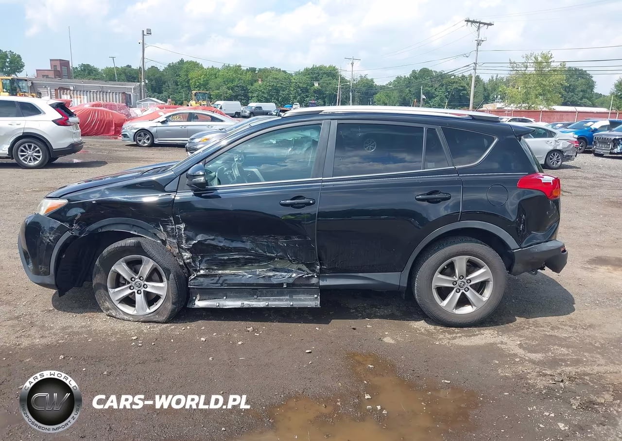 2015 Toyota Rav4 Xle VIN:2T3RFREVXFW345197 - 14