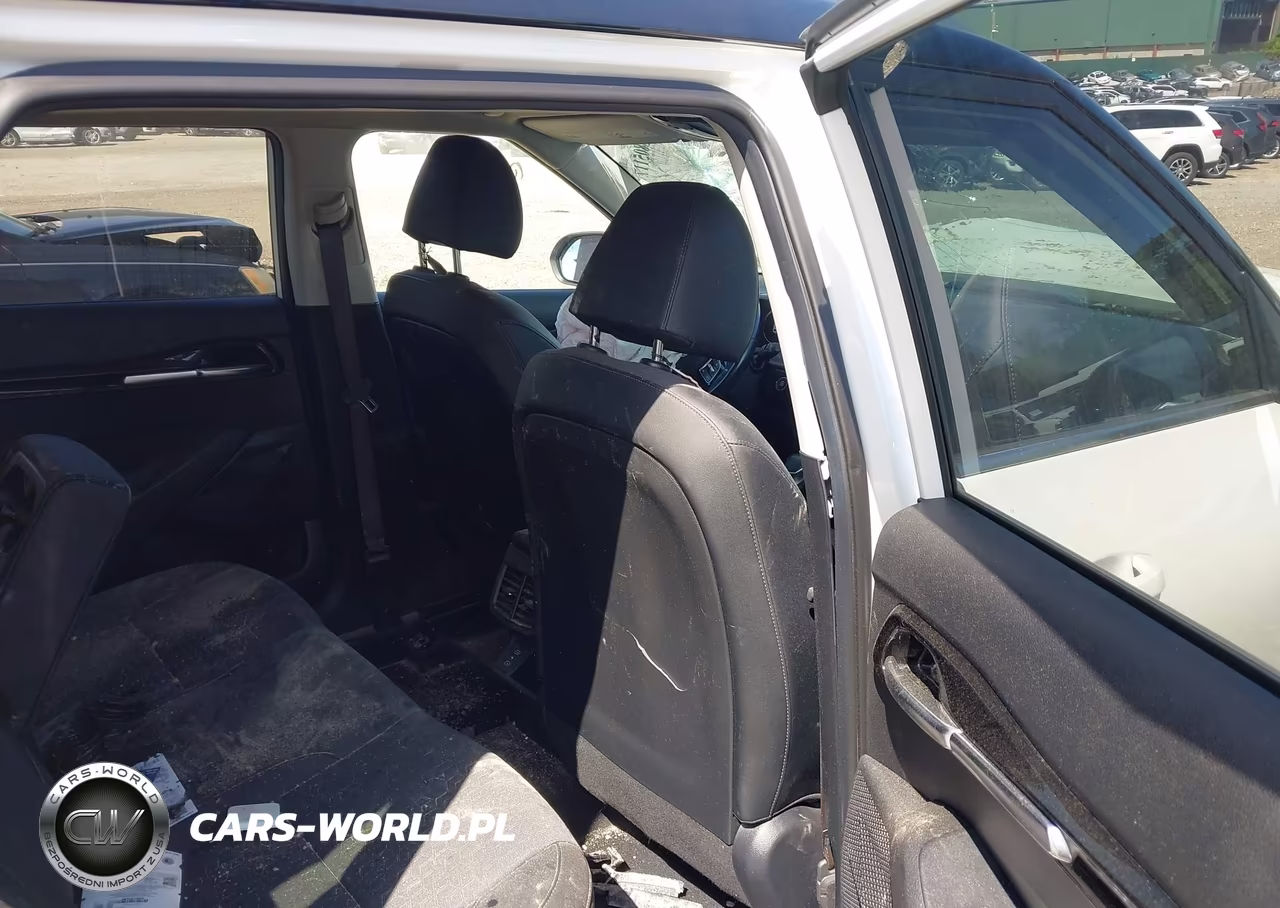 2024 Kia Seltos S VIN:KNDEUCAA2R7496474 - 8