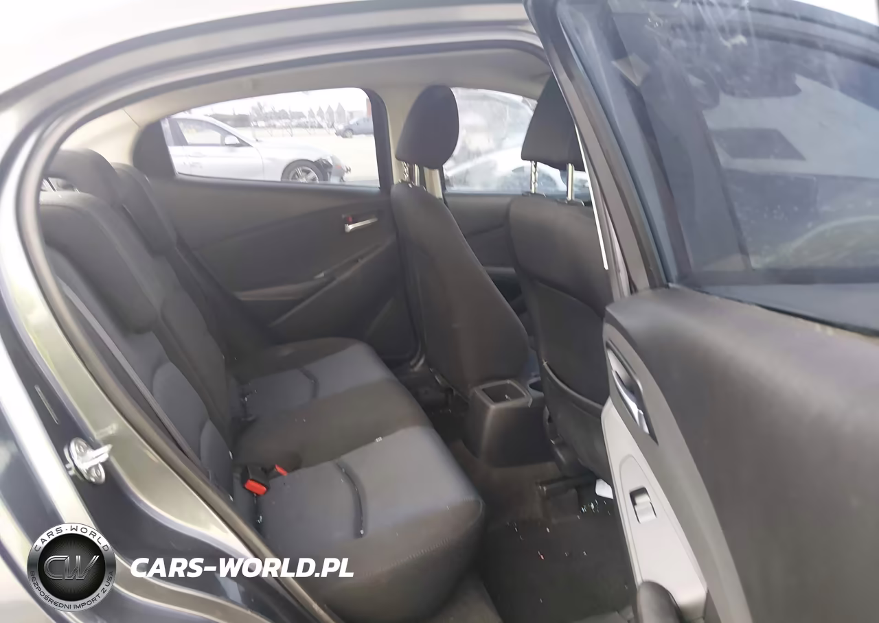 2016 Scion Ia VIN:3MYDLBZV5GY129727 - 8