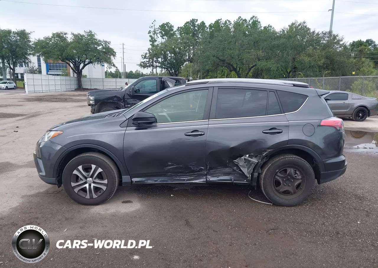 2018 Toyota Rav4 Le VIN:JTMZFREV3JJ728602 - 14