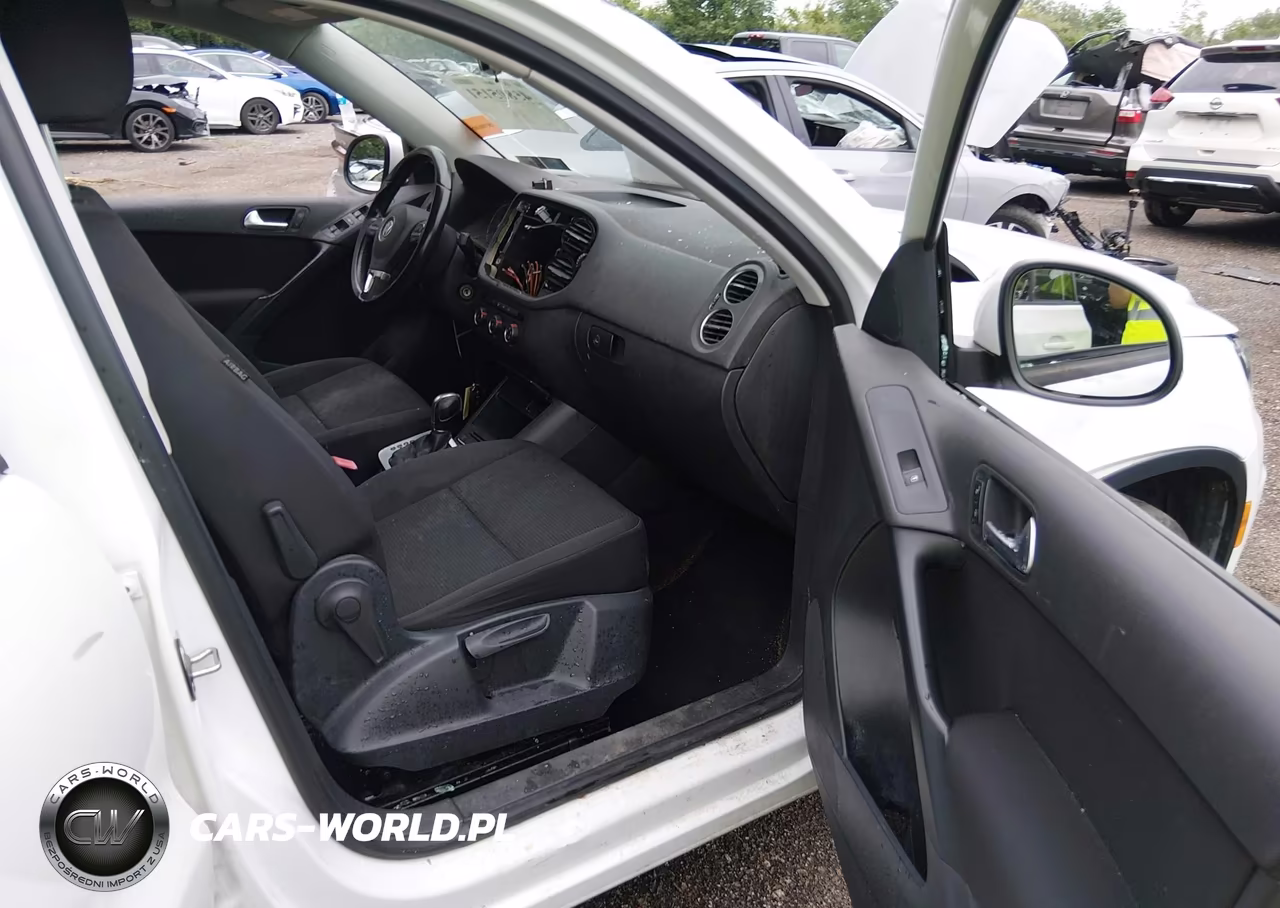 2015 Volkswagen Tiguan S VIN:WVGBV7AX9FW560258 - 5