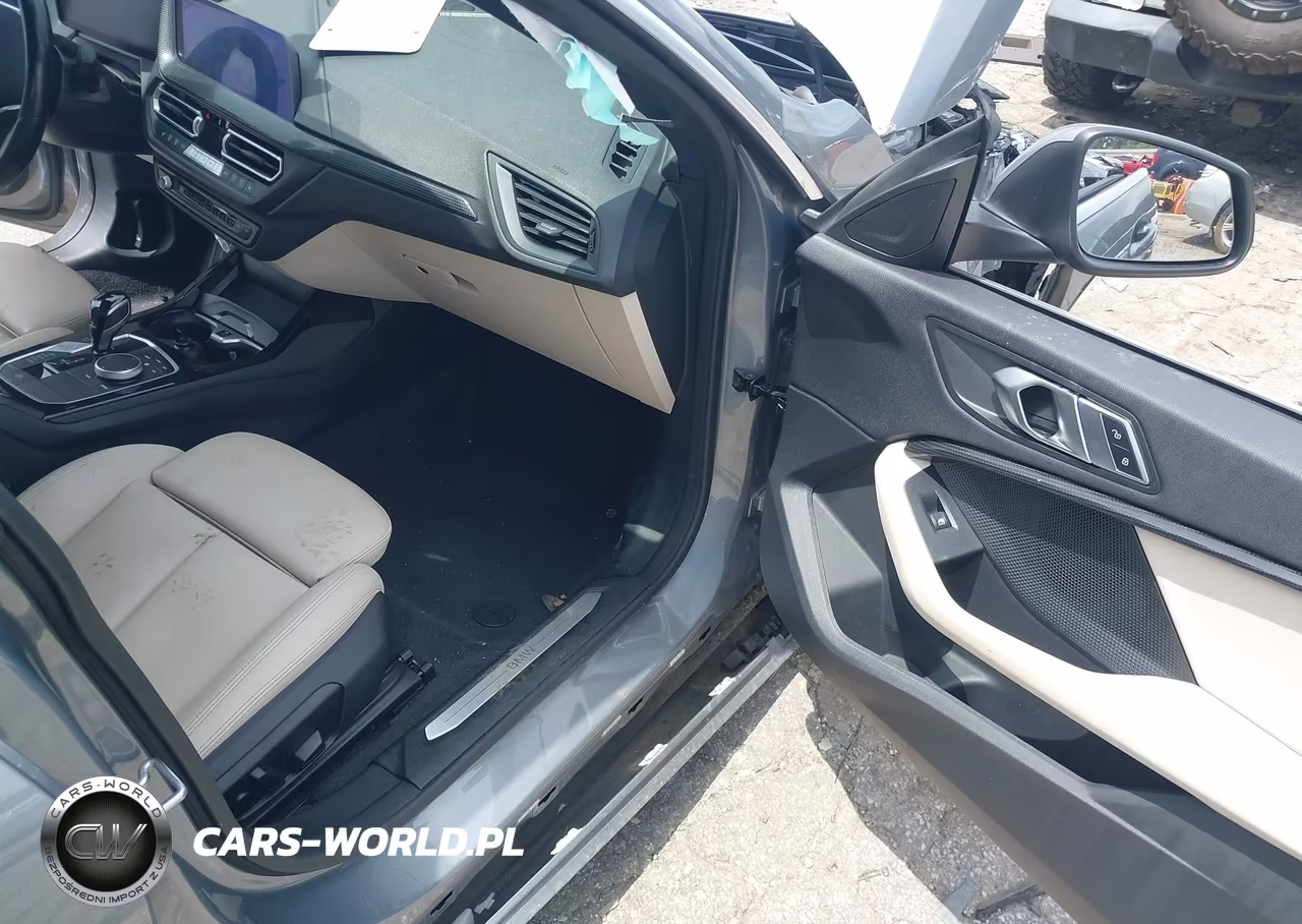 2023 BMW 228 Gran Coupe I Sdrive VIN:WBA53AK07P7M22653 - 5