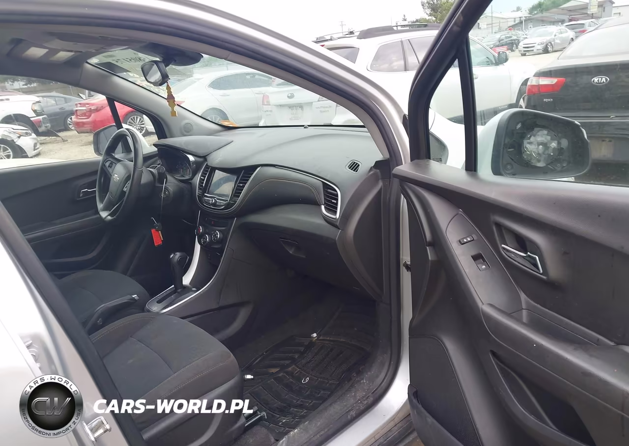 2020 Chevrolet Trax Fwd Ls VIN:KL7CJKSB5LB032355 - 5