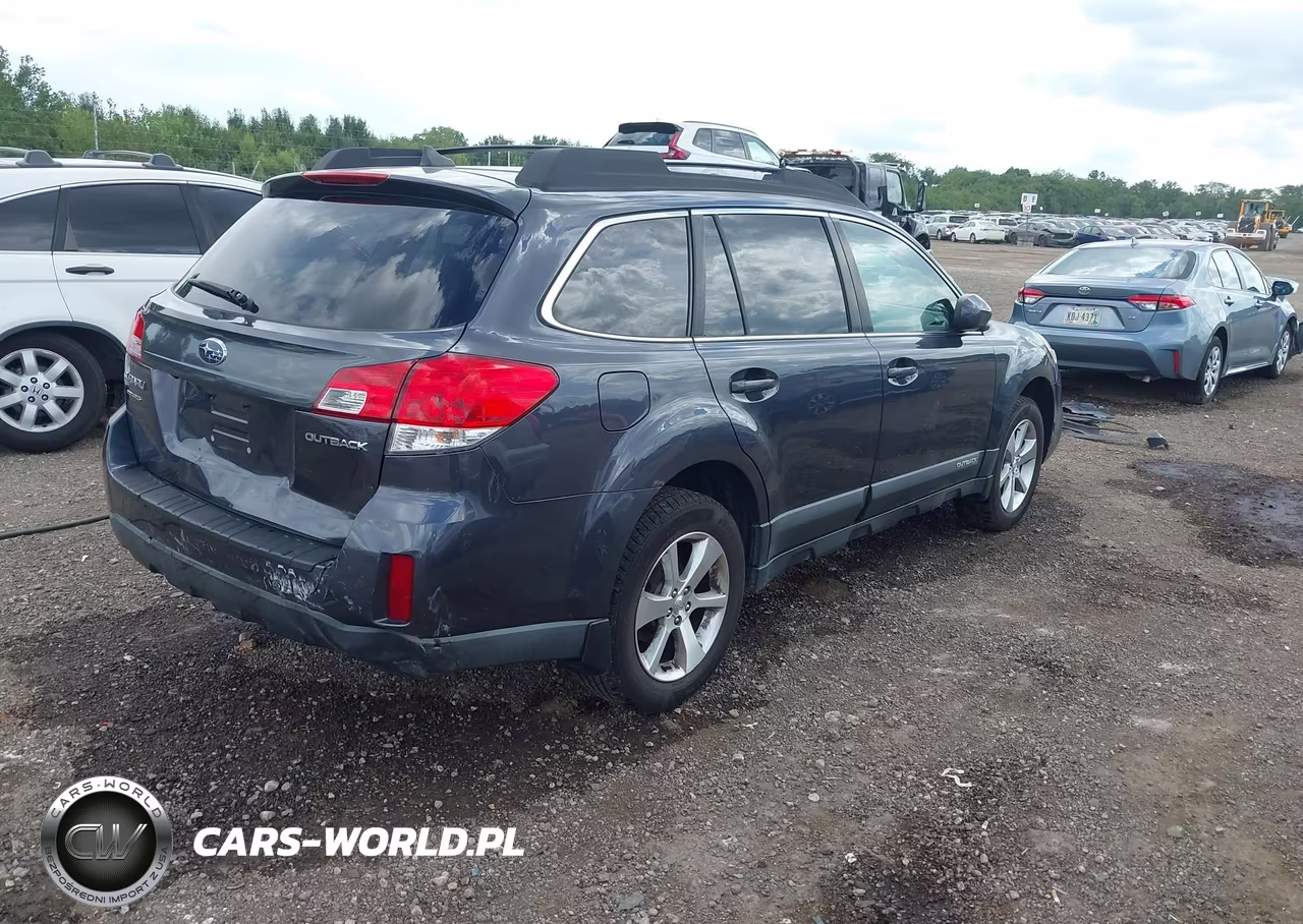 2013 Subaru Outback 2.5I Limited VIN:4S4BRCKC6D3266047 - 4