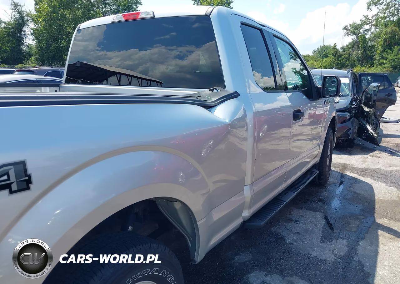 2017 Ford F-150 Xlt VIN:1FTEX1EP6HFA64789 - 18