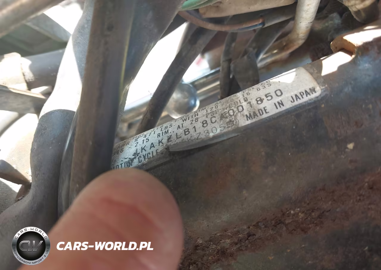 1982 Kawasaki Kz305 B VIN:JKAKZLB18CA001850 - 10