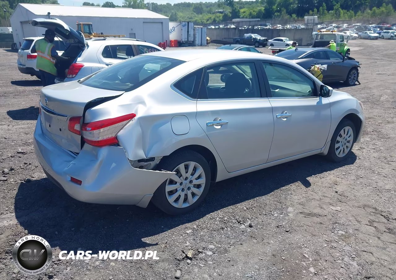 2015 Nissan Sentra S VIN:3N1AB7AP7FY378563 - 4