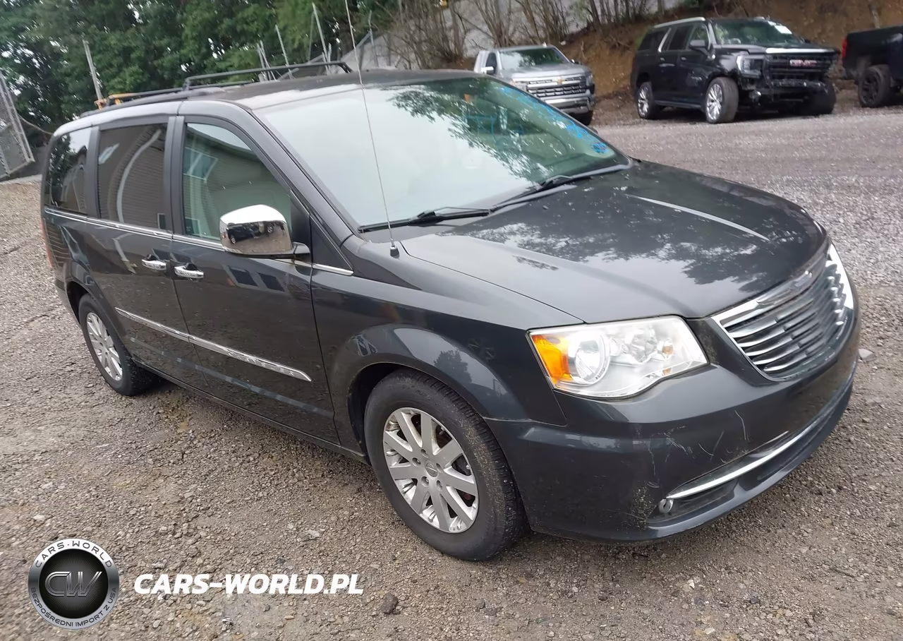 2011 Chrysler Town & Country Touring-L