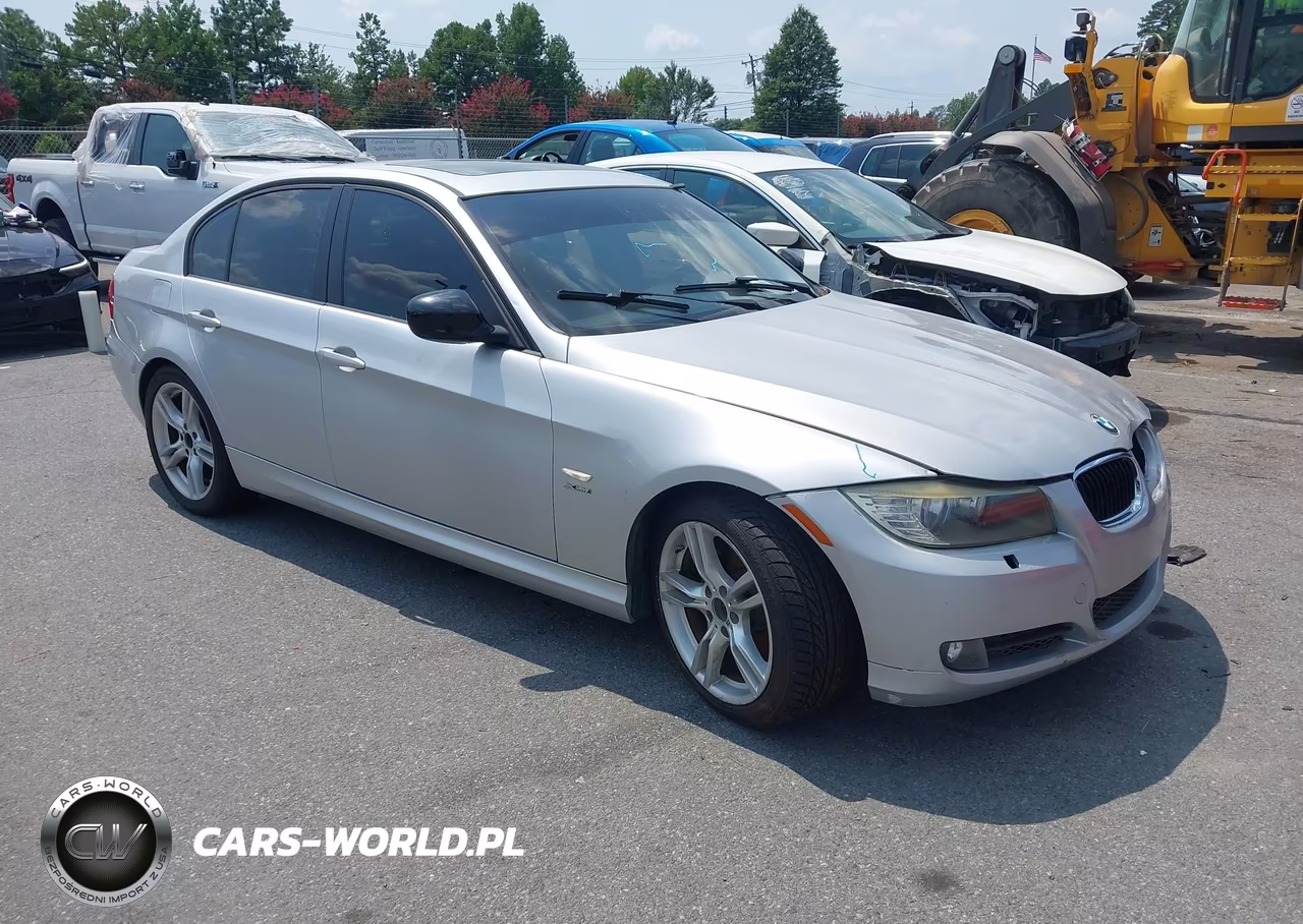 2011 BMW 328I xDrive – zdjęcie 1 z 13