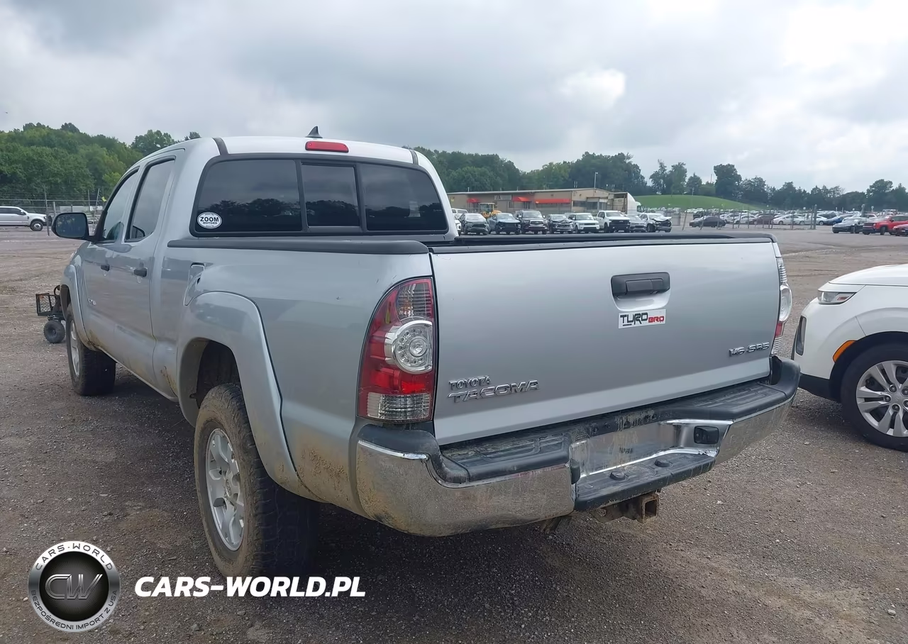 2012 Toyota Tacoma Base V6 VIN:3TMMU4FN1CM043473 - 3
