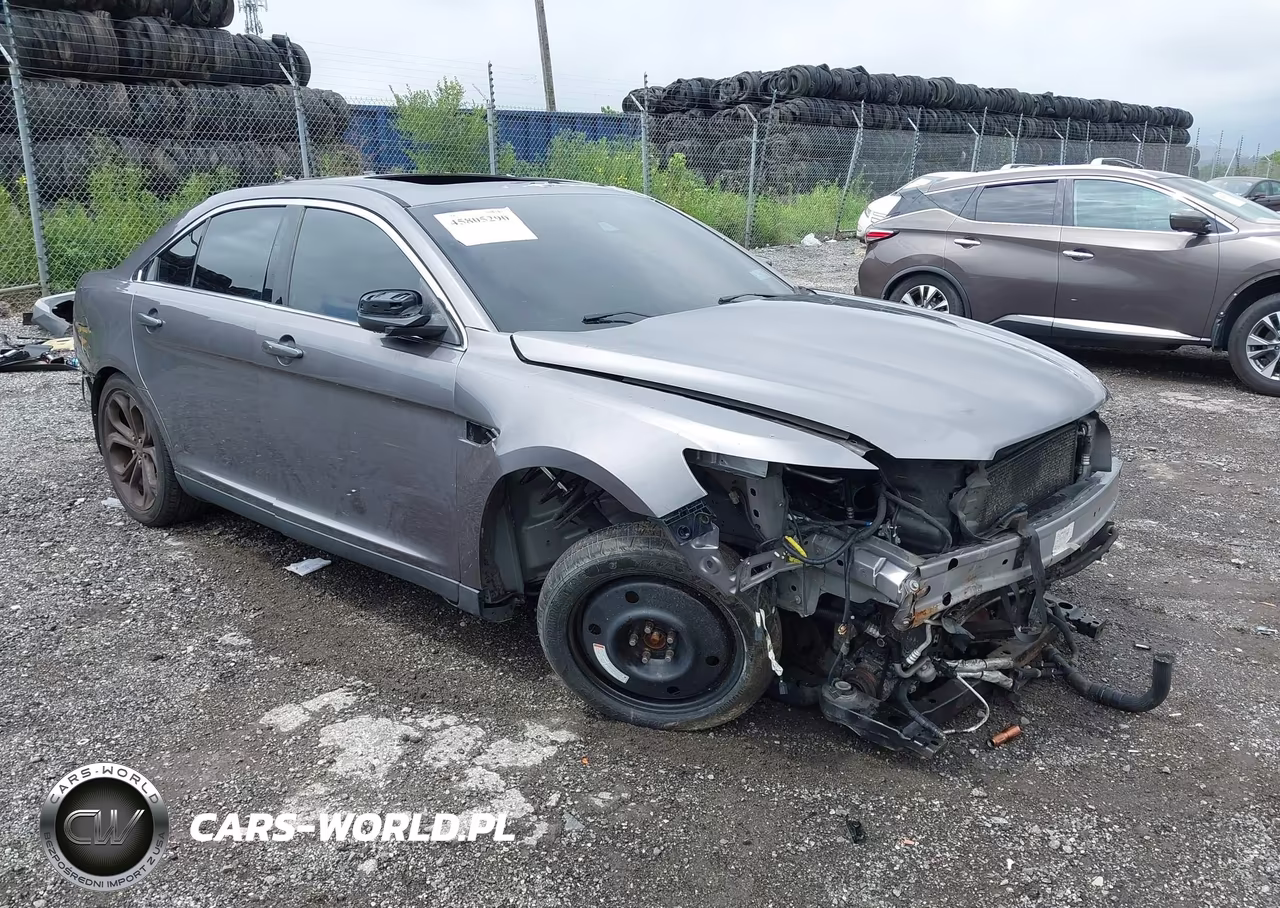 2013 Ford Taurus Sho – zdjęcie 1 z 15