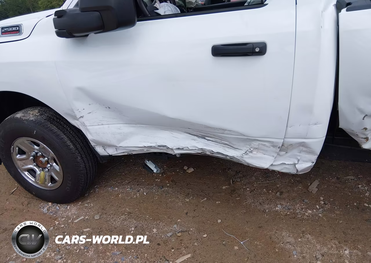 2024 Ram 2500 Tradesman VIN:3C6MR5AJ8RG193381 - 17