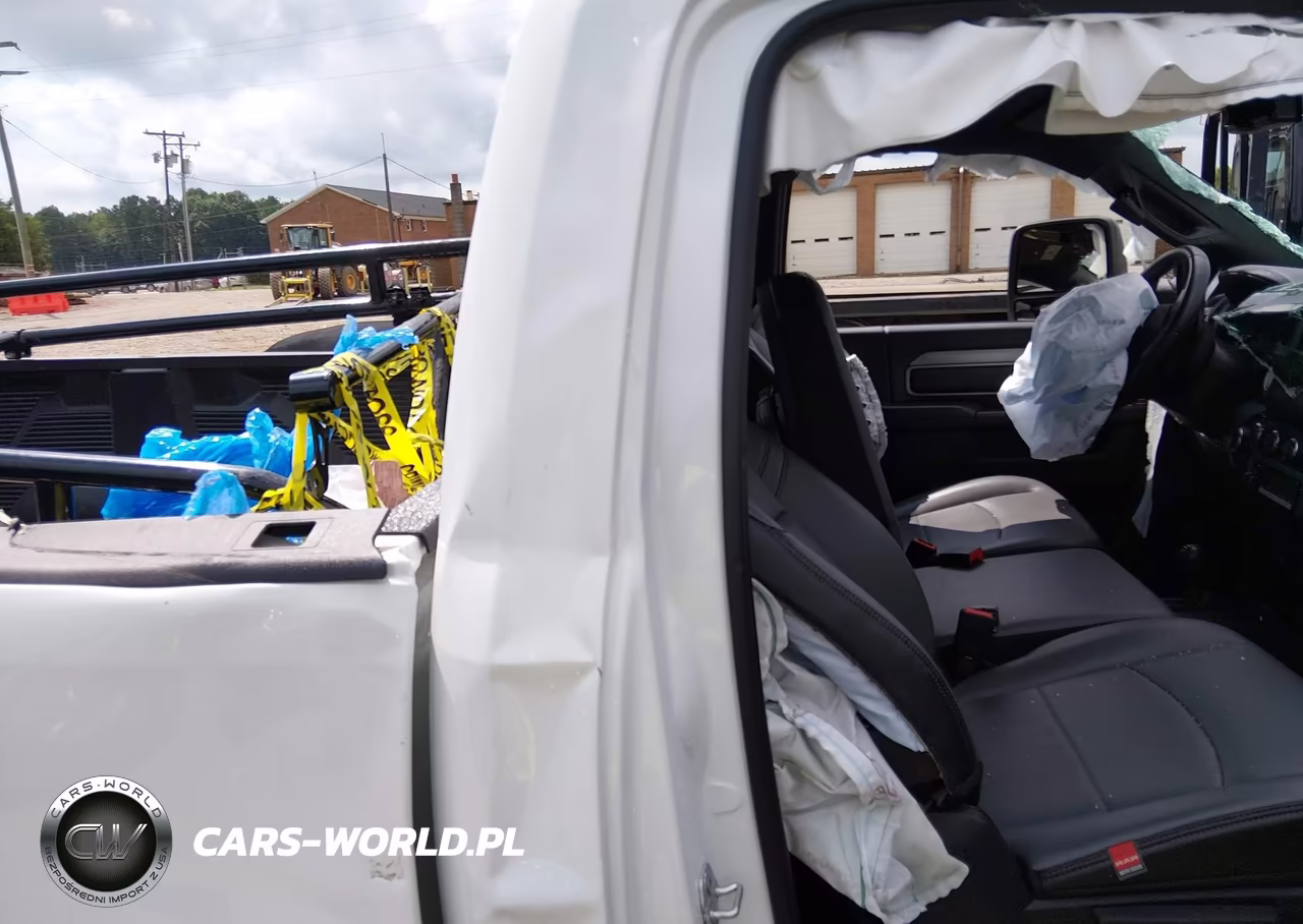 2024 Ram 2500 Tradesman VIN:3C6MR5AJ8RG193381 - 8