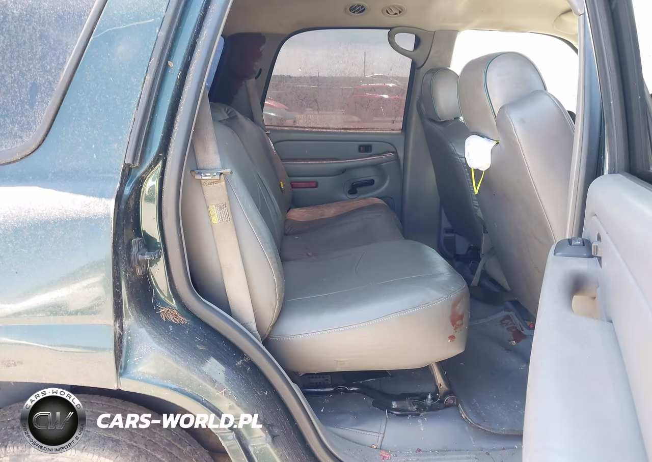 2004 Chevrolet Tahoe Ls VIN:1GNEC13T14J135567 - 8