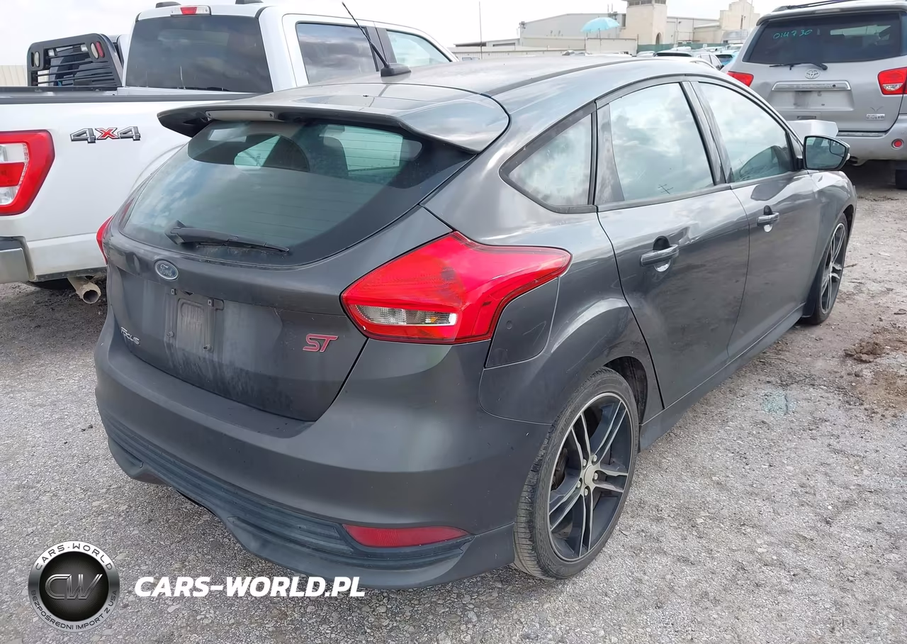 2016 Ford Focus St VIN:1FADP3L9XGL225839 - 4