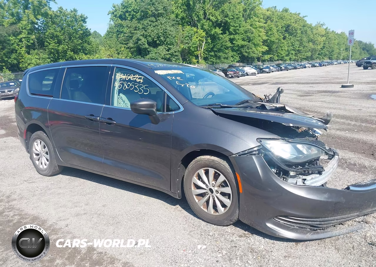 2017 Chrysler Pacifica Touring