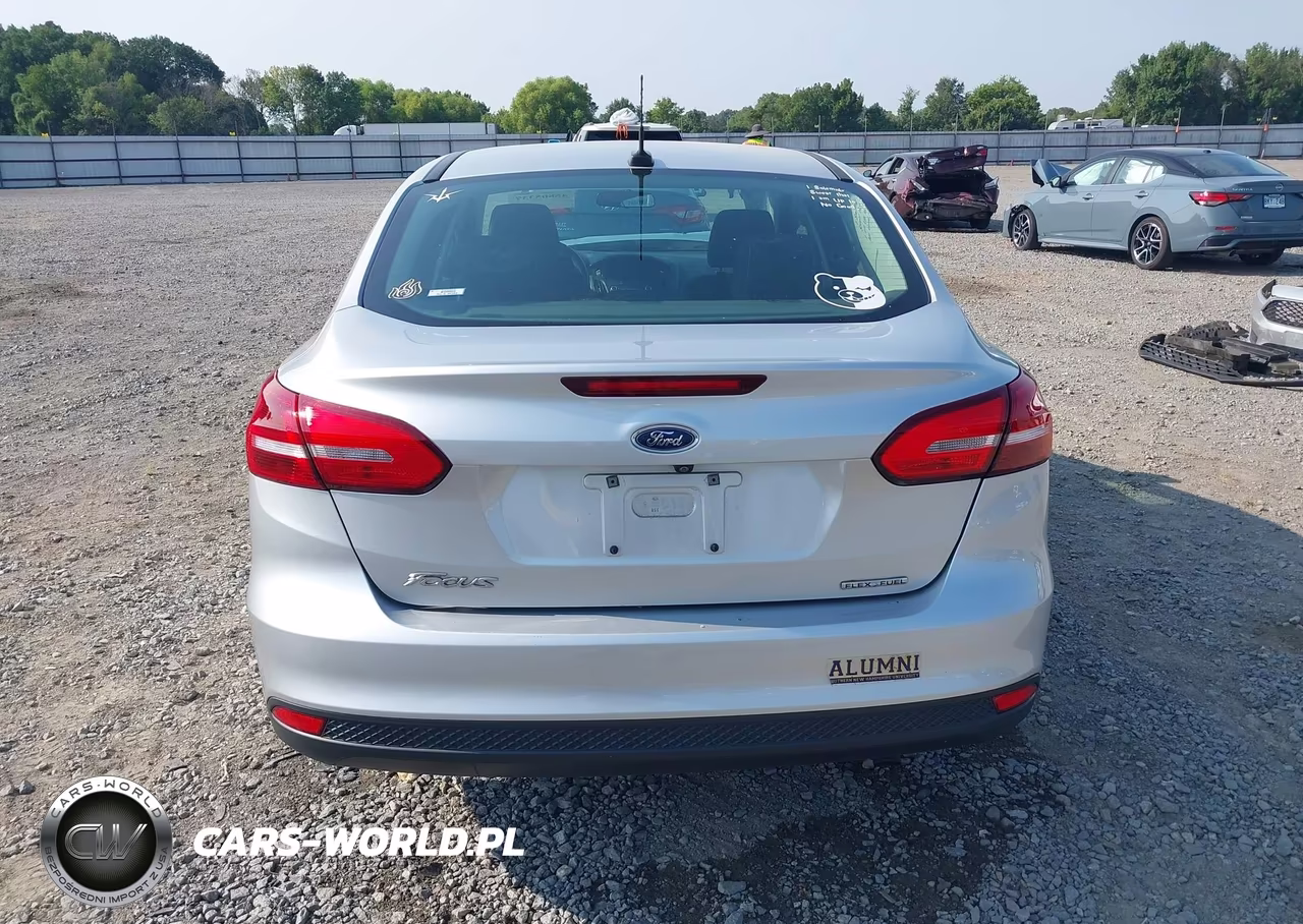 2016 Ford Focus S VIN:1FADP3E23GL355929 - 17