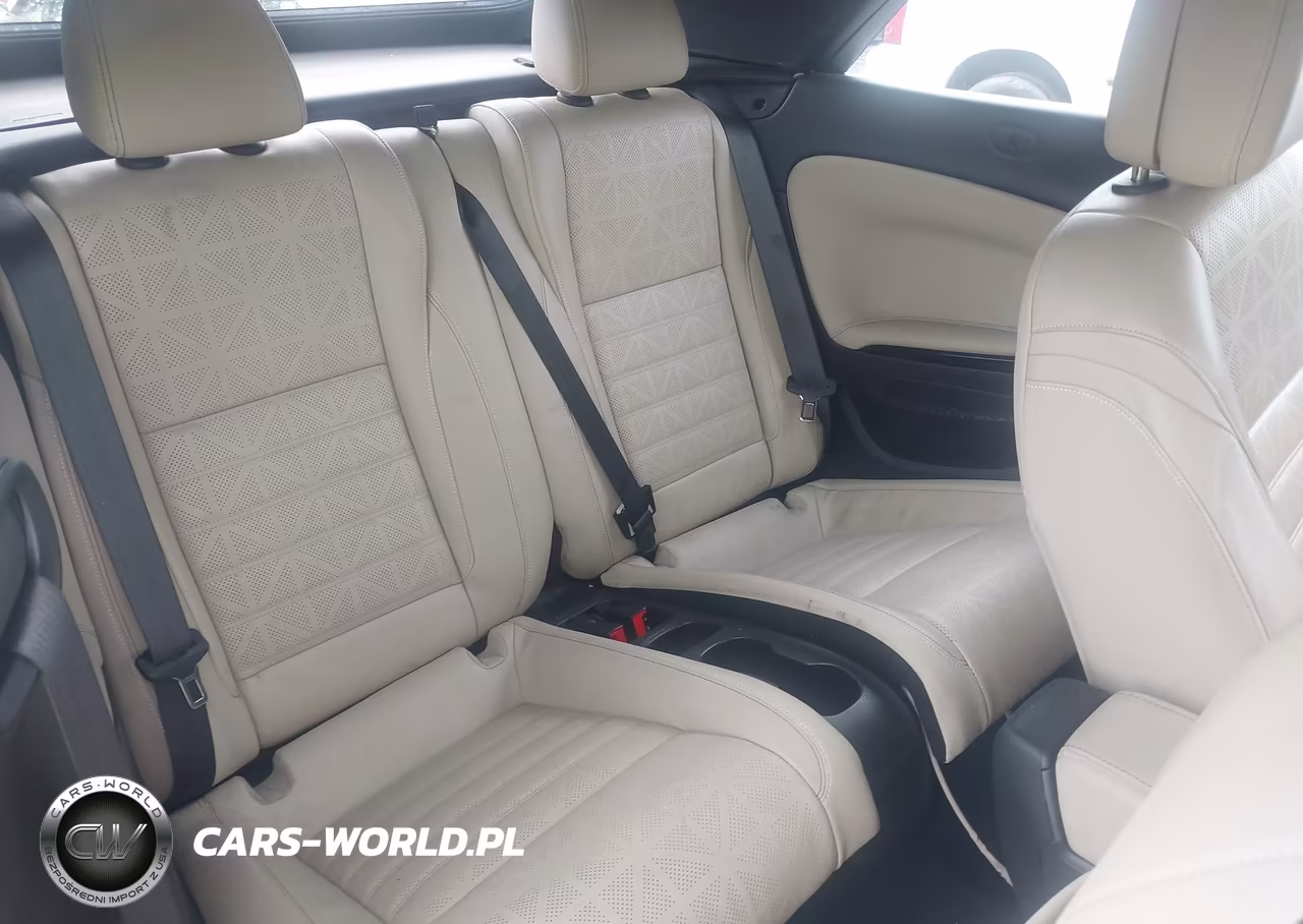 2017 Buick Cascada Premium VIN:W04WH3N58HG043331 - 8