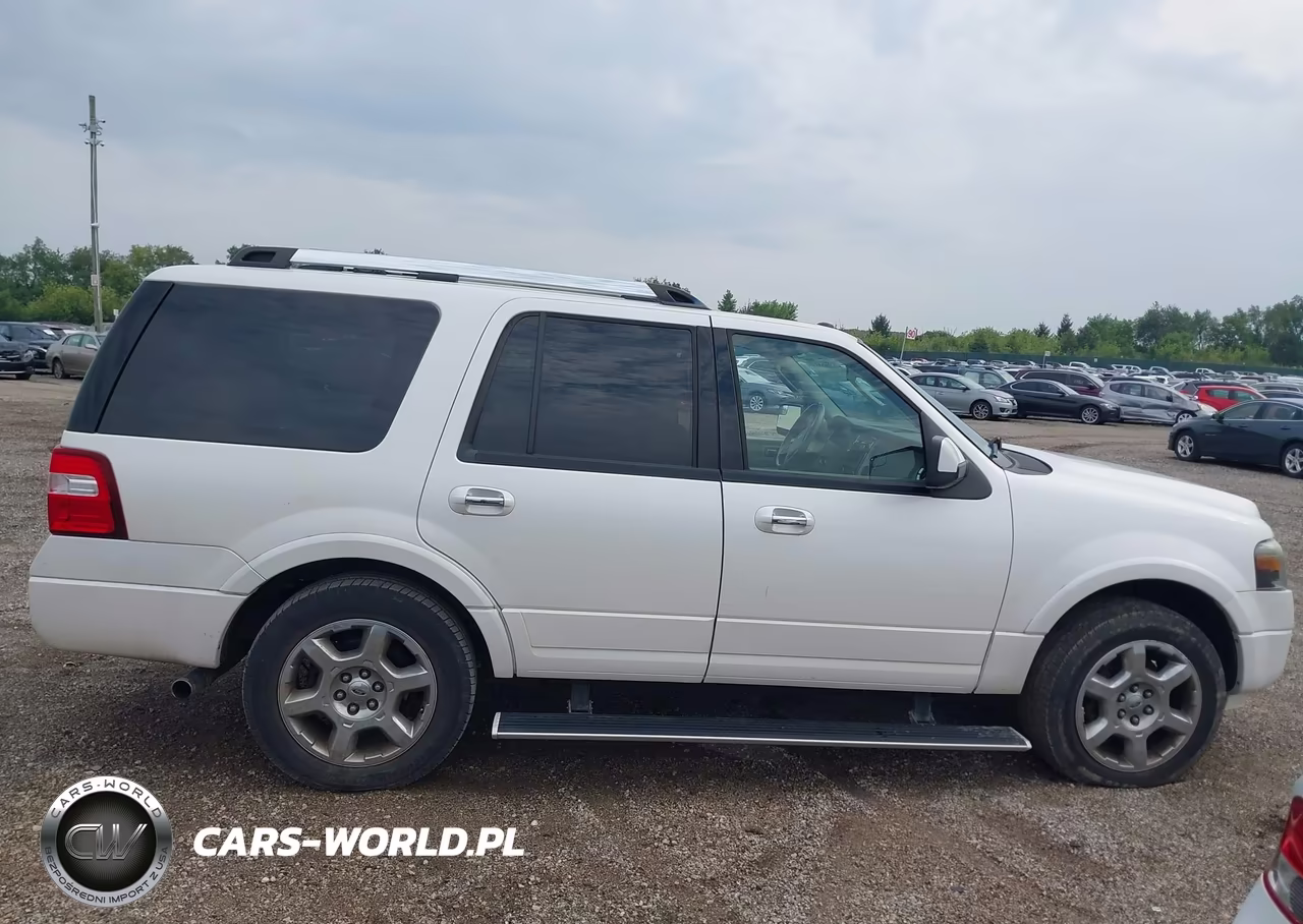 2013 Ford Expedition Limited VIN:1FMJU2A5XDEF16434 - 13