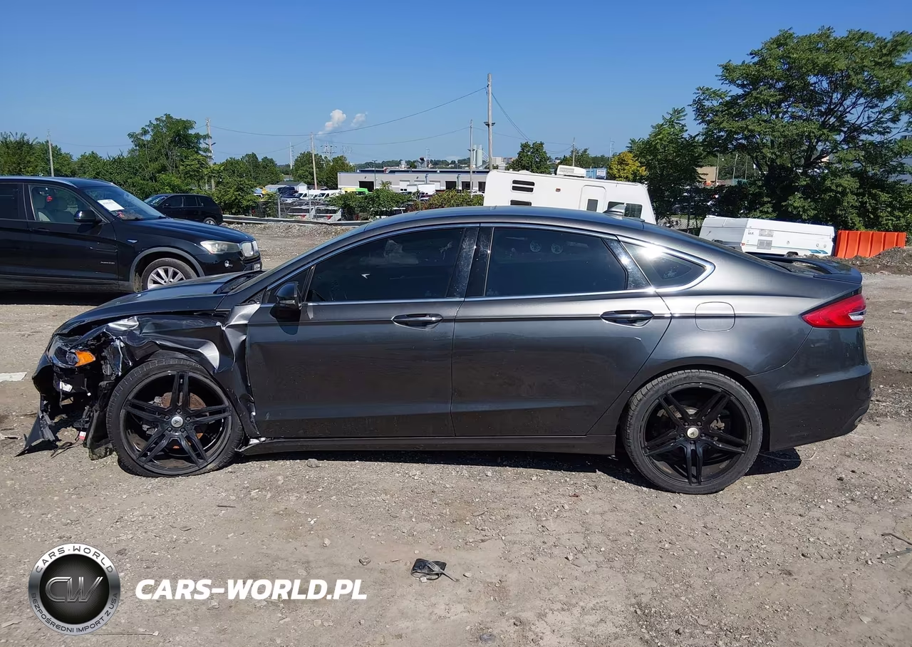 2020 Ford Fusion Titanium VIN:3FA6P0D94LR115595 - 14